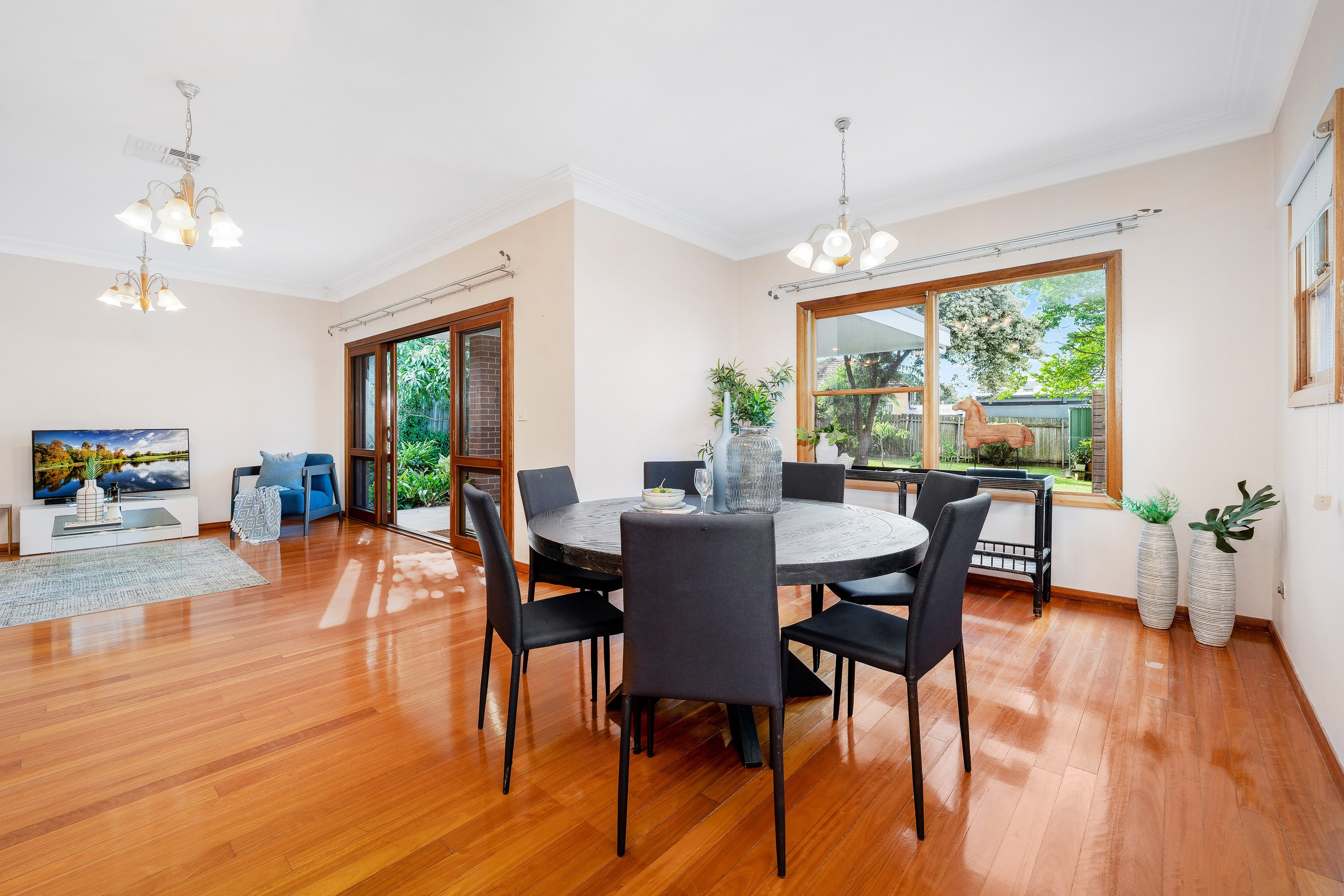 2 Gooroa Street, Carss Park, NSW 2221