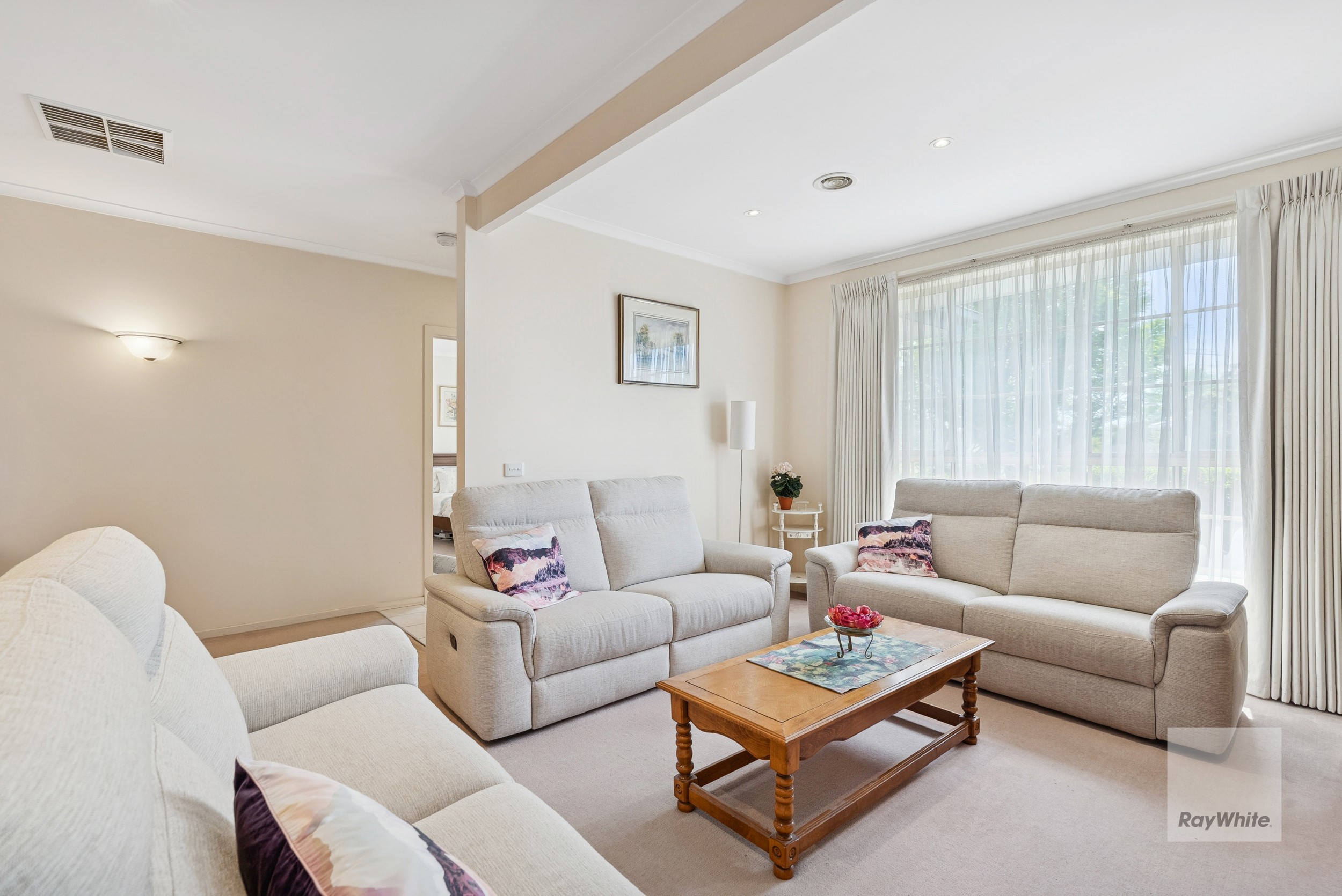 19 Bellbird Avenue, Taylors Lakes, VIC 3038