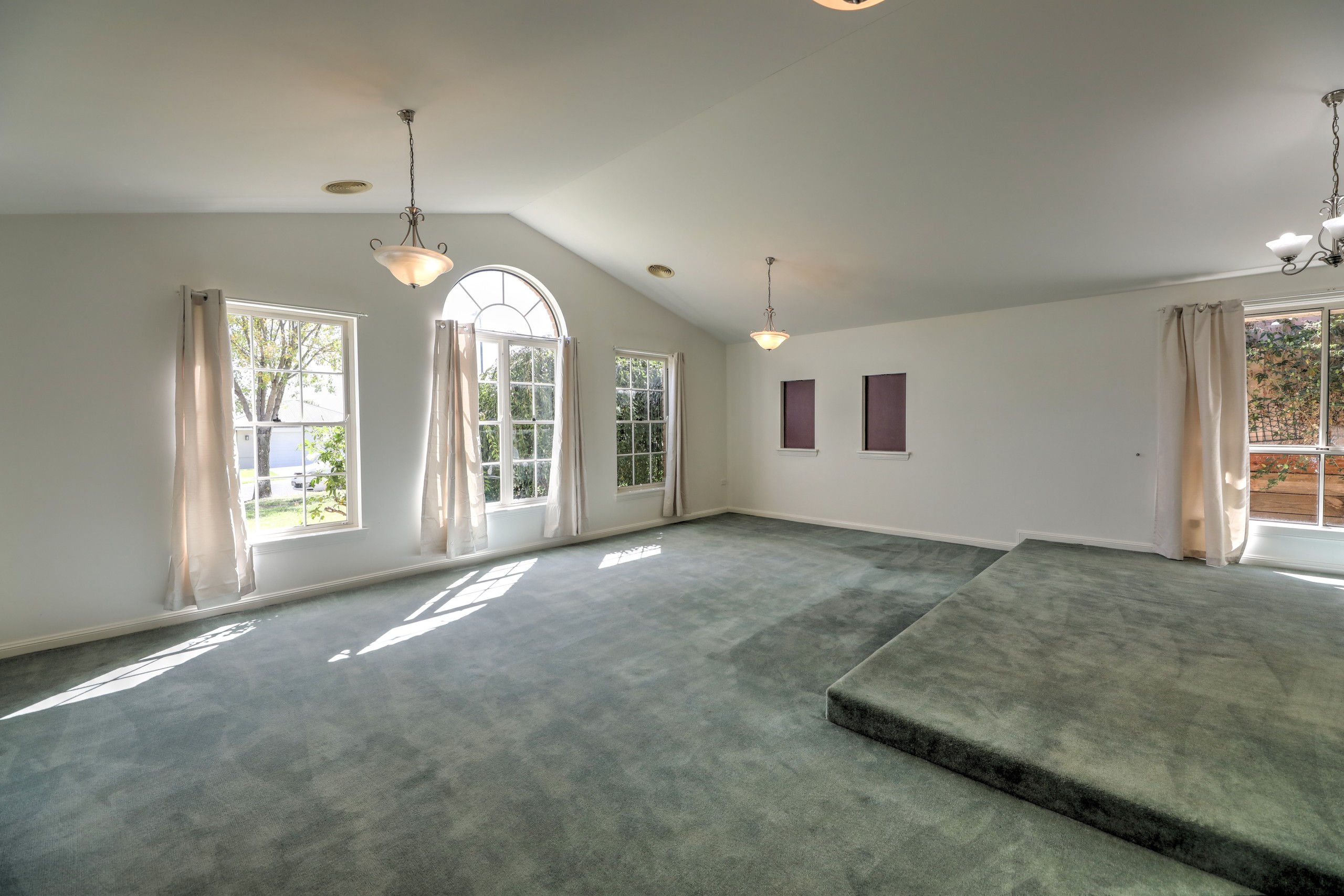 16 Georgia Place, Llanarth, NSW 2795