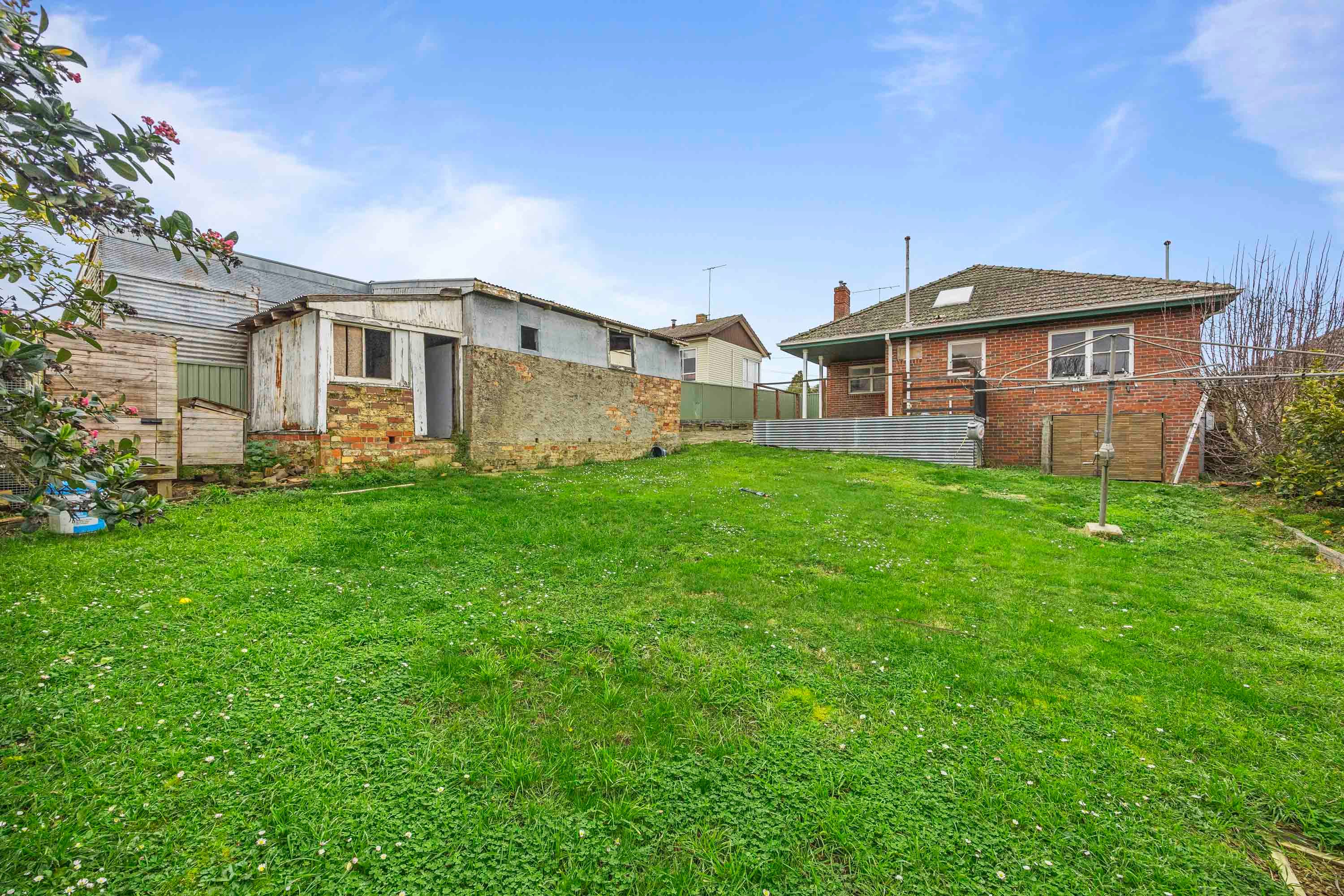 312 Landsborough Street — photo 15 of 15