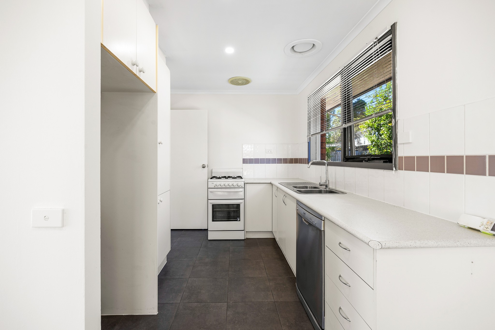 40 Wallace Road, Cranbourne, VIC 3977