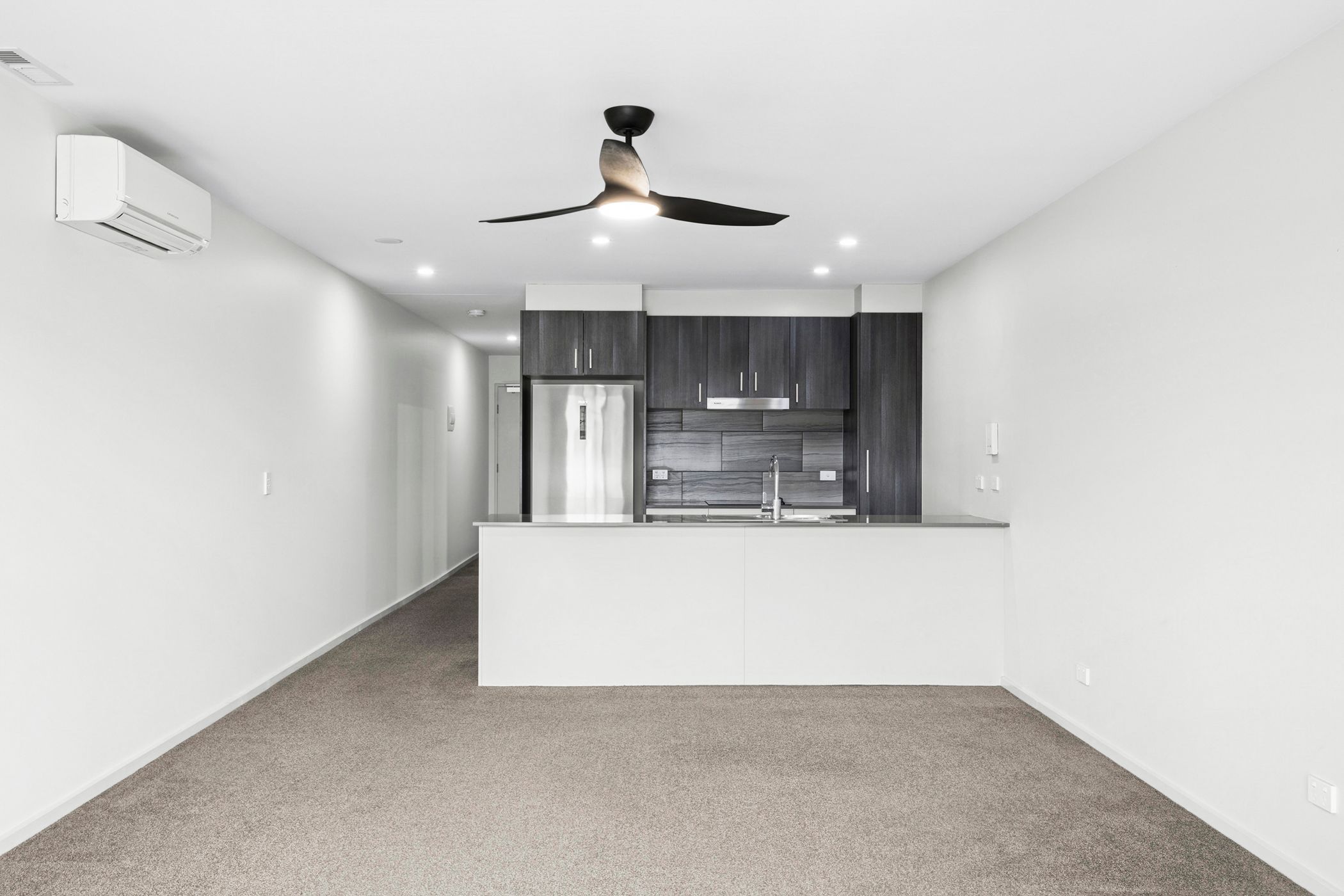 106/35 Oakden Street — photo 5 of 12
