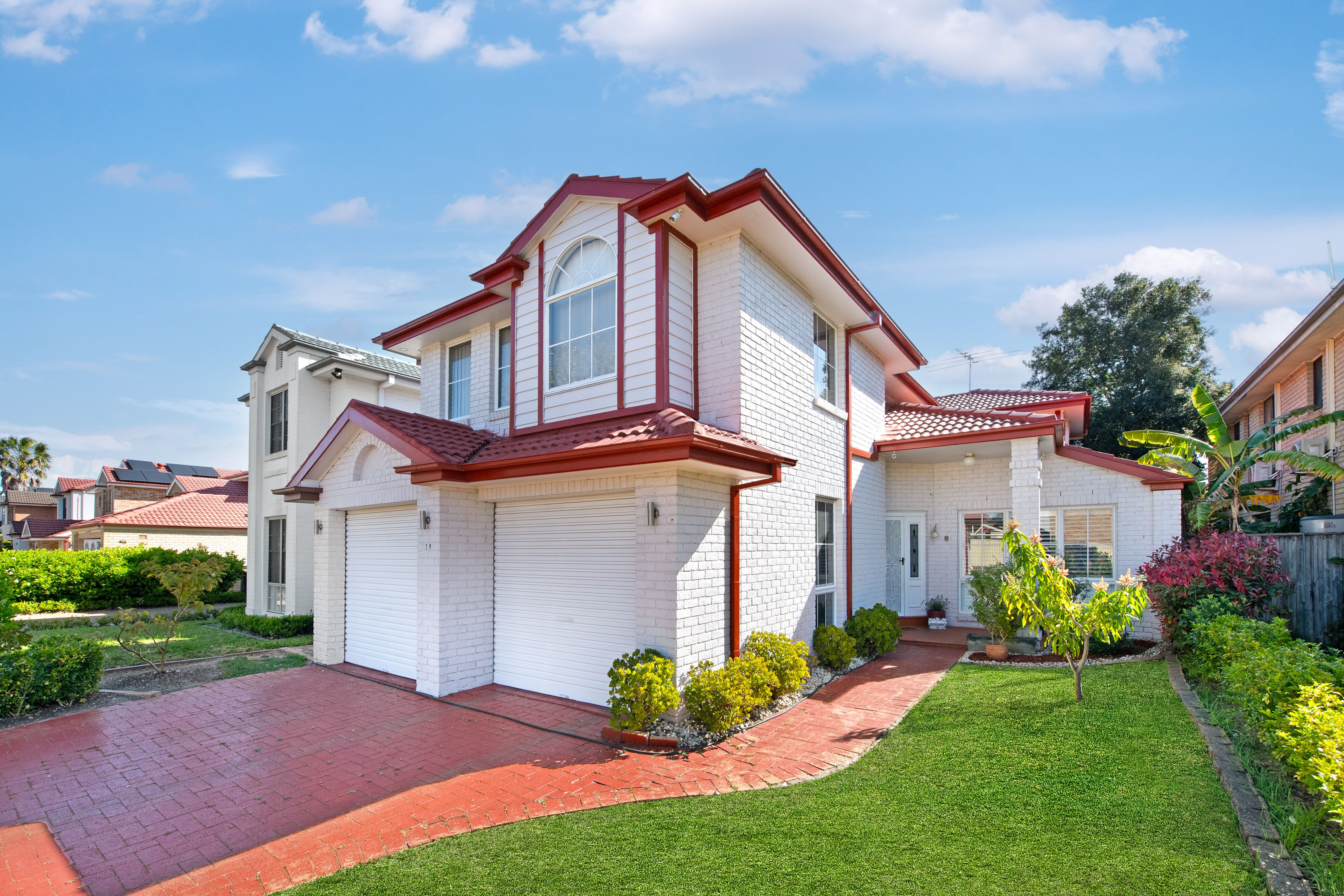 19 Angara Circuit — photo from Ray White United Group - Glenwood