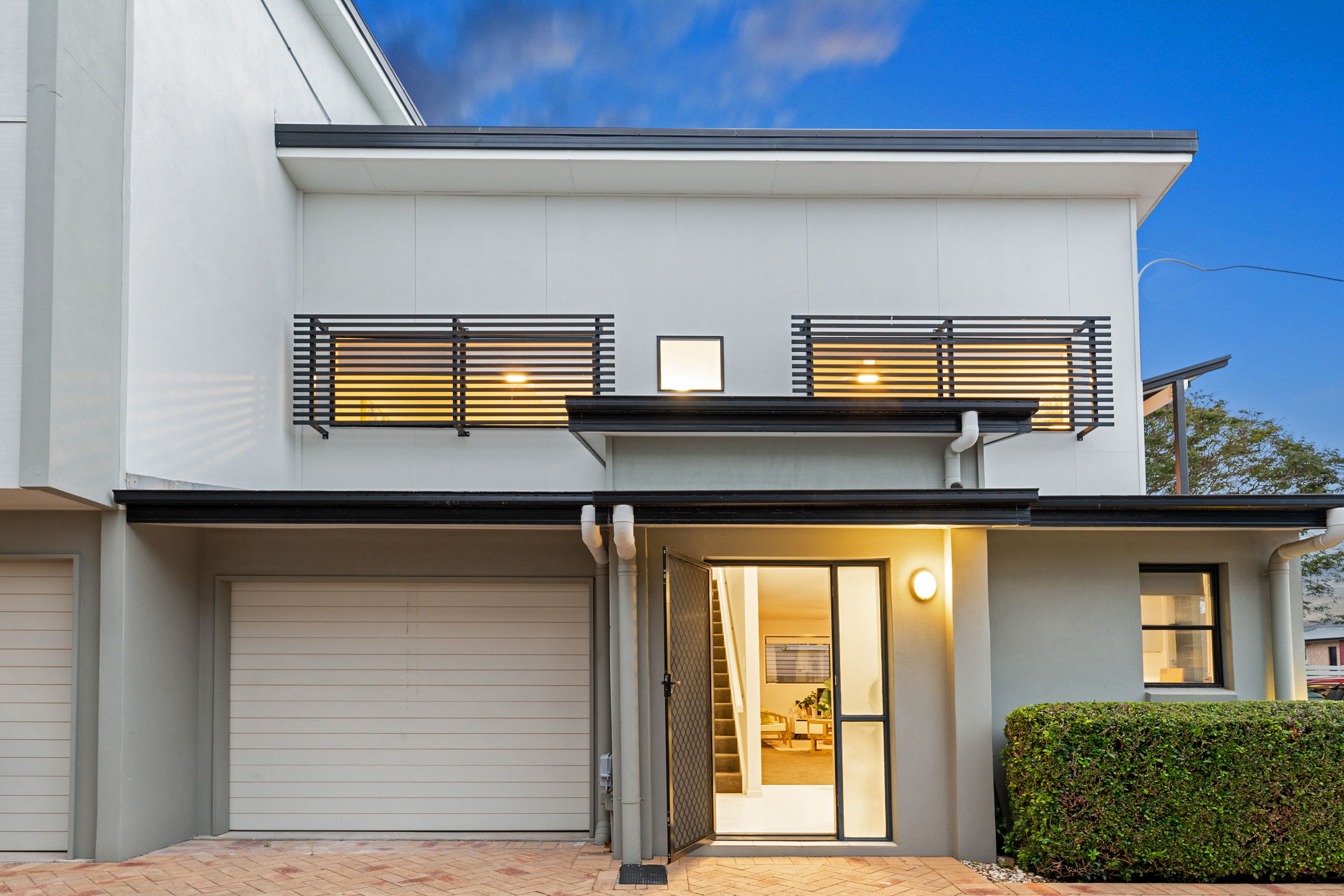 25-27 Georgina Street, Woody Point QLD 4019