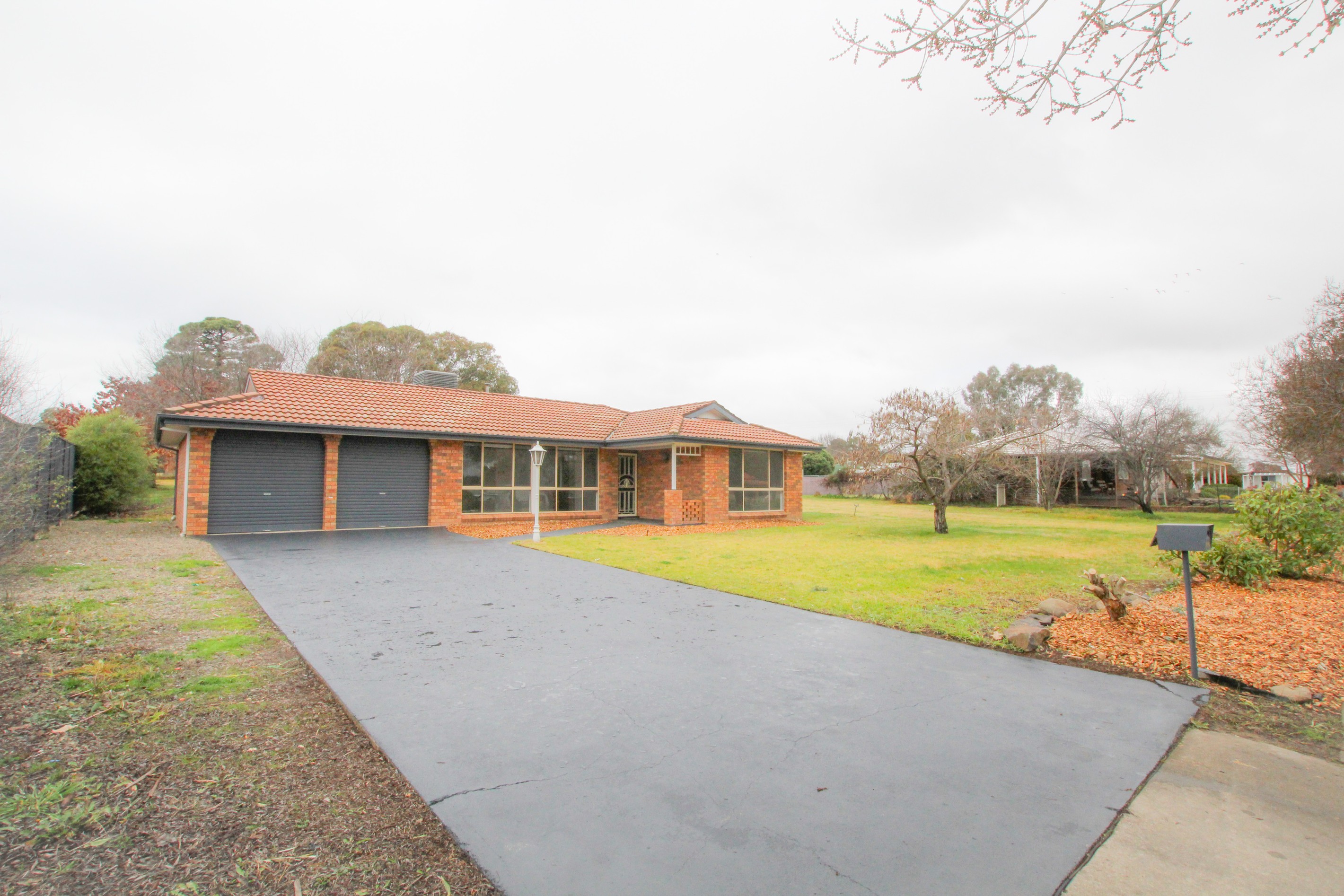 80 Farm Street, Boorowa, NSW 2586