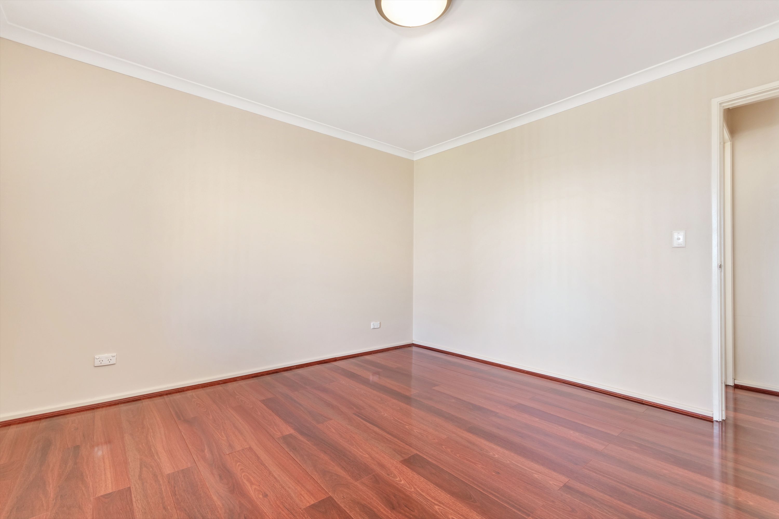 5 Sutton Court — photo 15 of 21