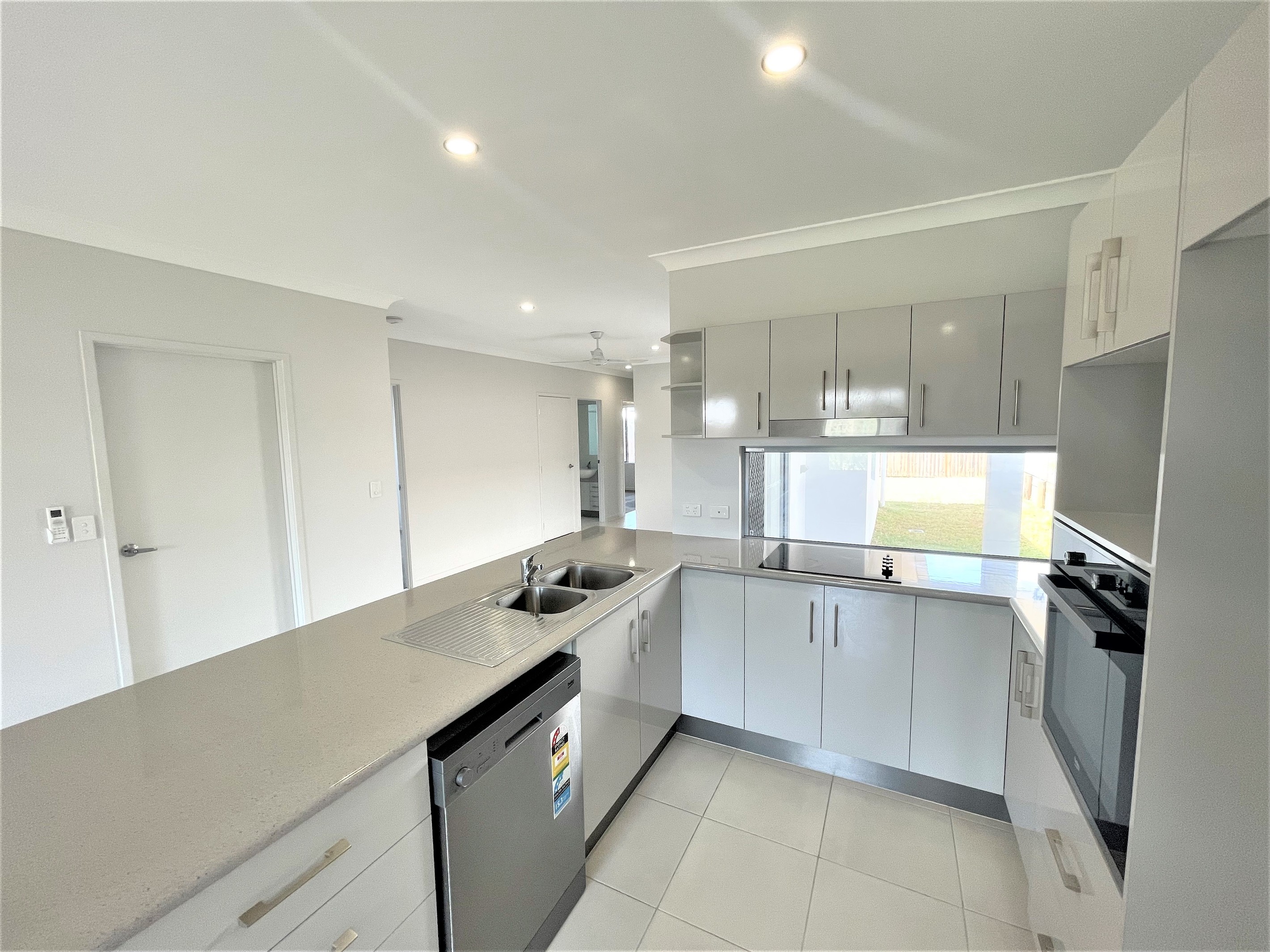 3 Deck Circuit, Trinity Beach, QLD 4879