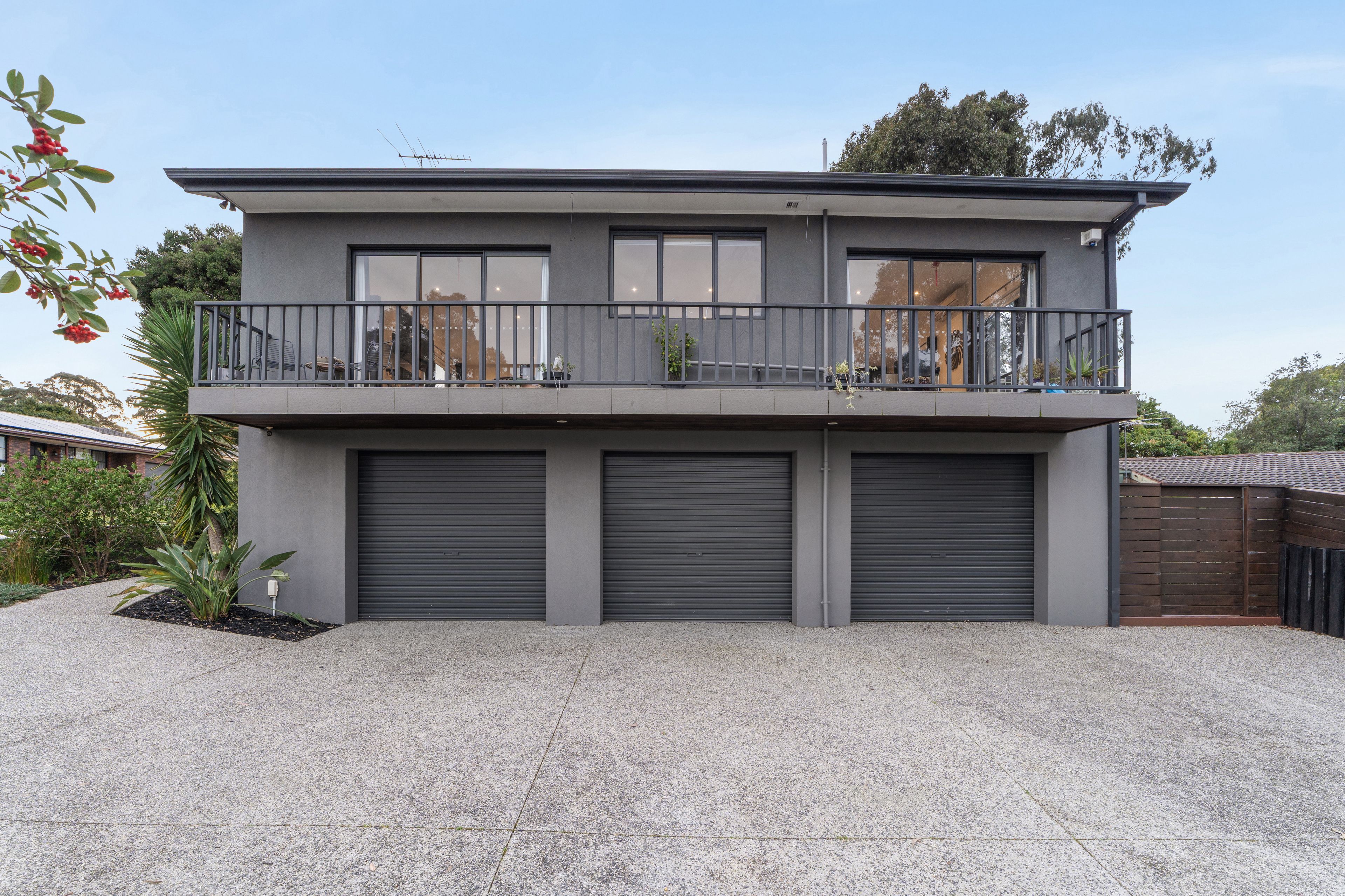 1 Summerhill Avenue, Wheelers Hill, VIC 3150