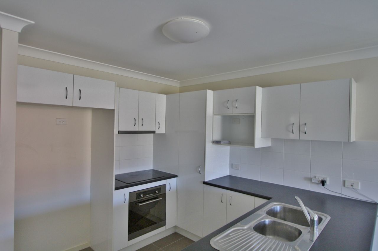 2/19 McCurley Street, Wynnum West, QLD 4178