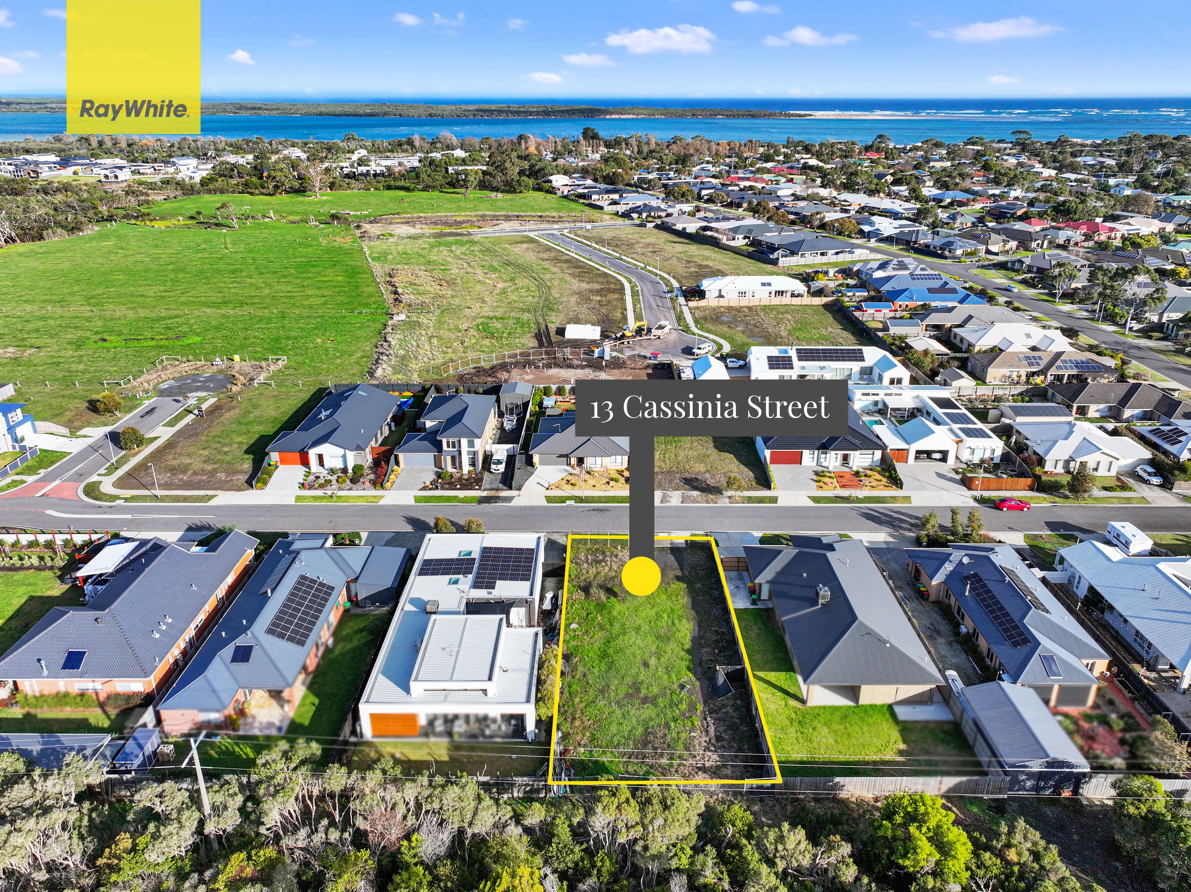 13 Cassinia Street , Inverloch VIC 3996