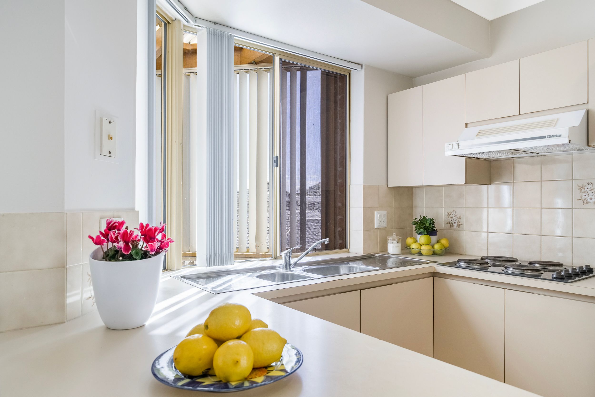 75/7 Harman Road, Sorrento, WA 6020