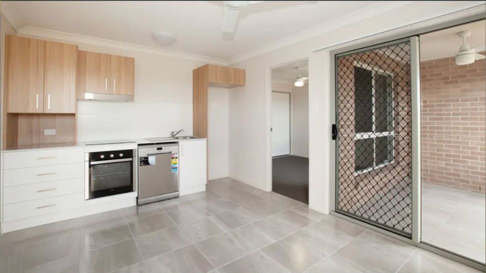2/44 Paterson Road, Walloon, QLD 4306