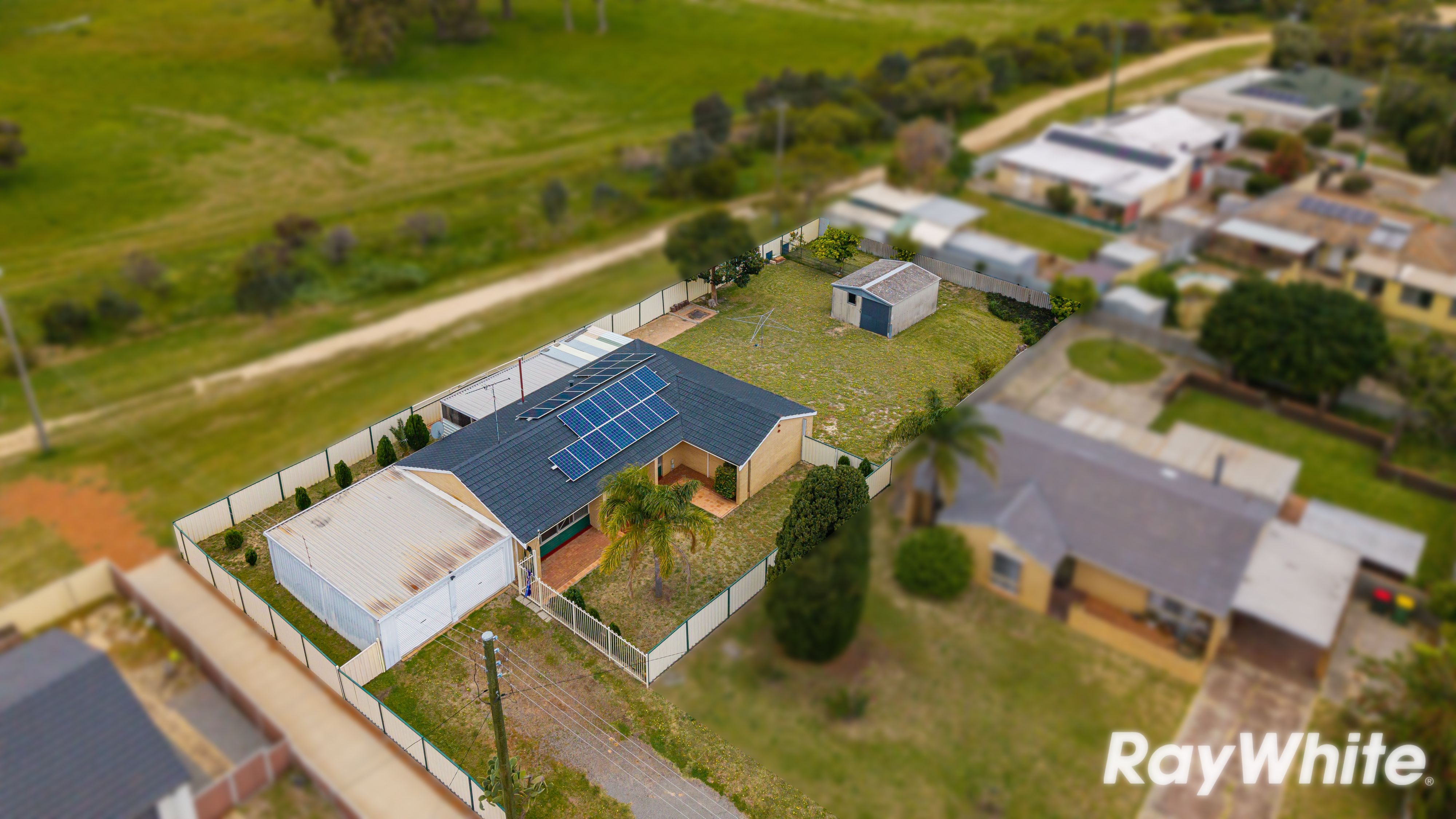 10 Hakea Place — photo 20 of 22