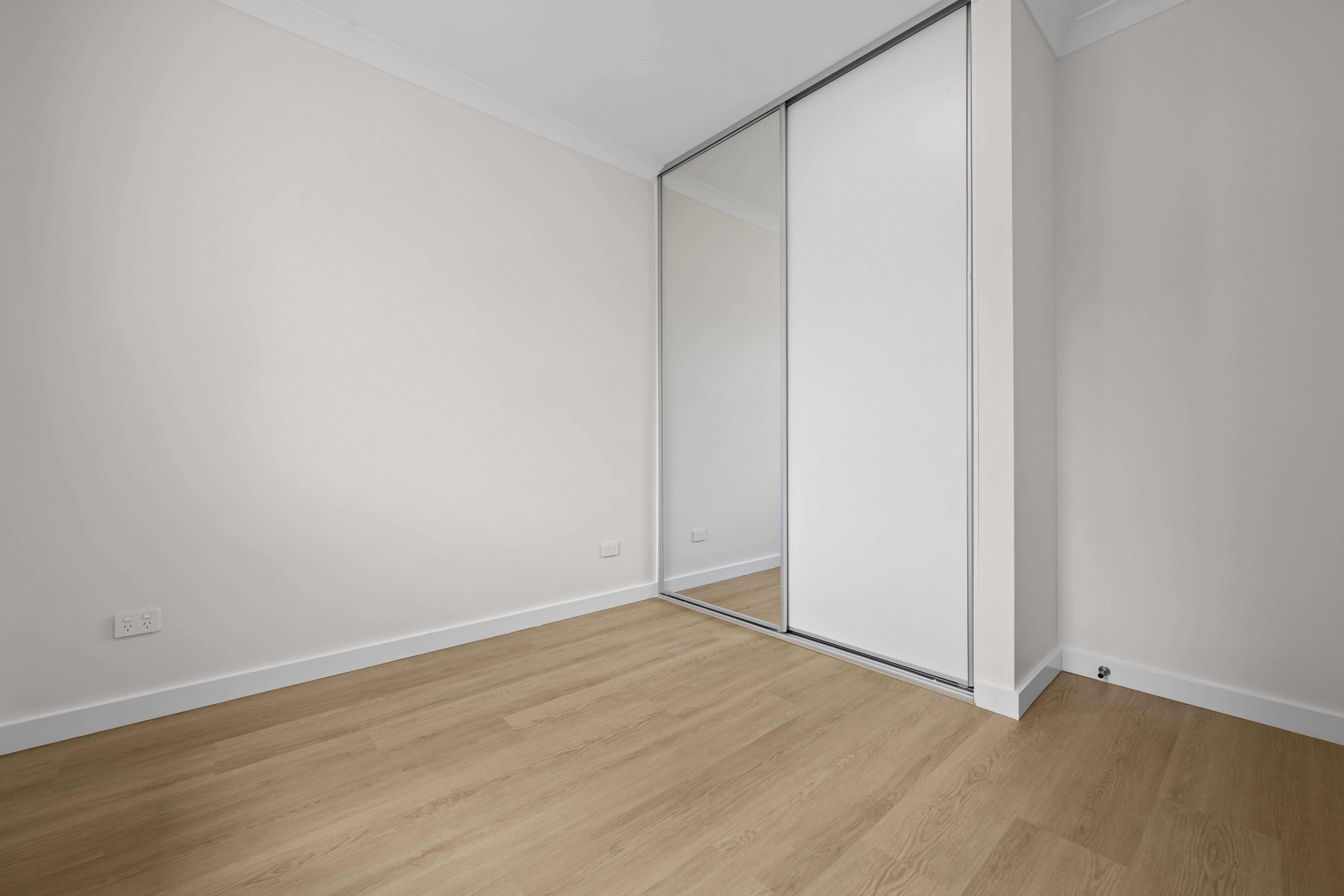 14B Spaans Crescent — photo 16 of 16