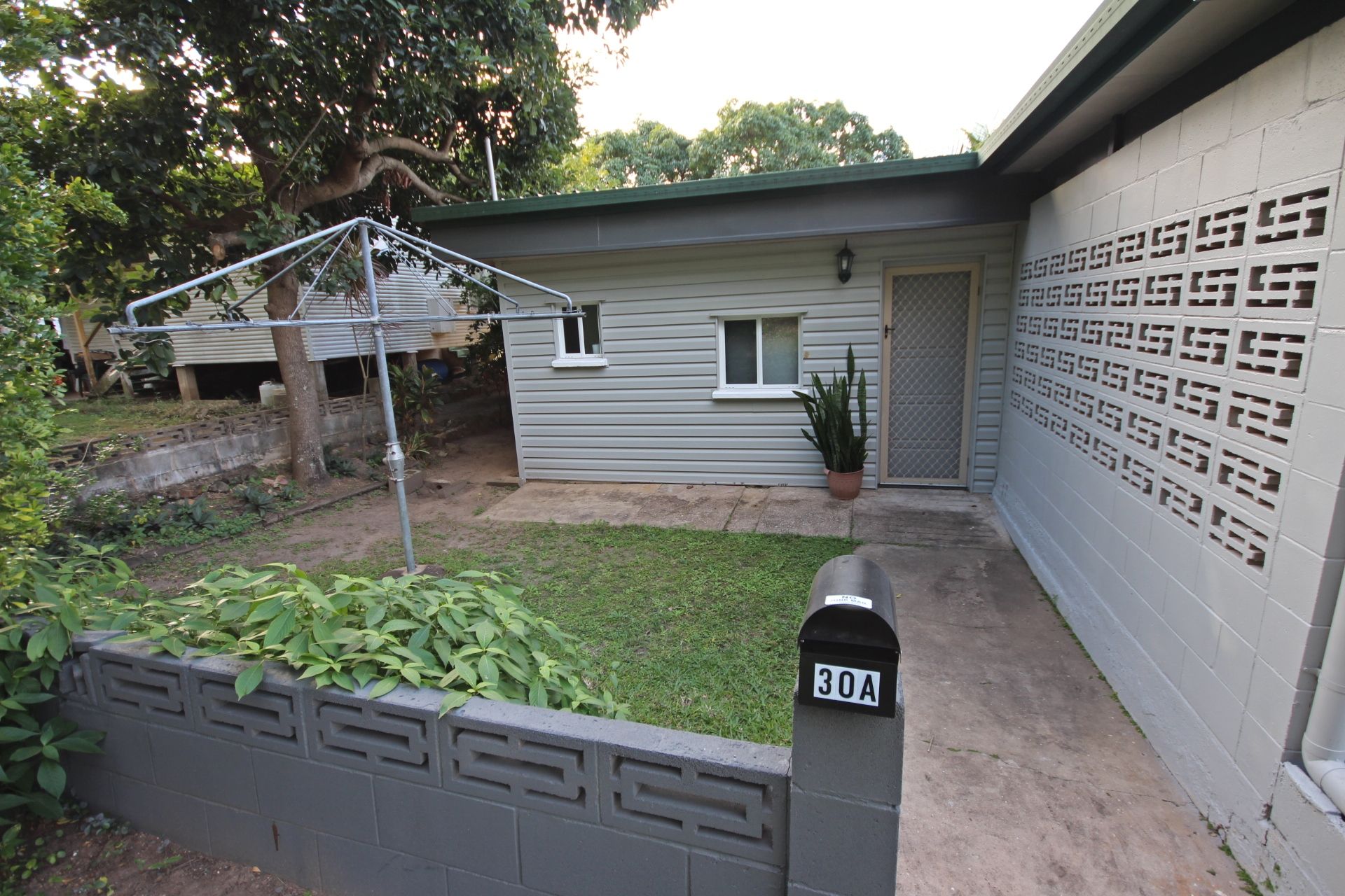 30 Langdon Street, Sarina QLD 4737