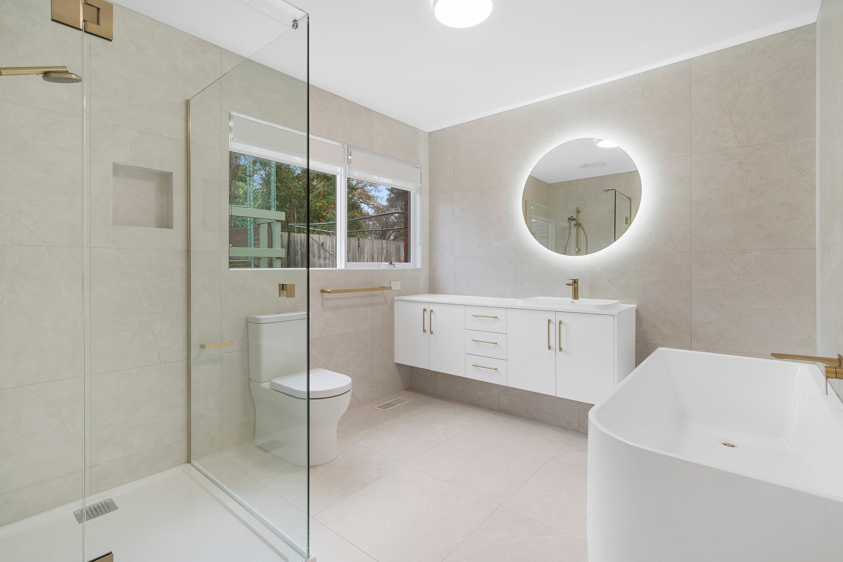 2/6 Batman Road, Eltham, VIC 3095