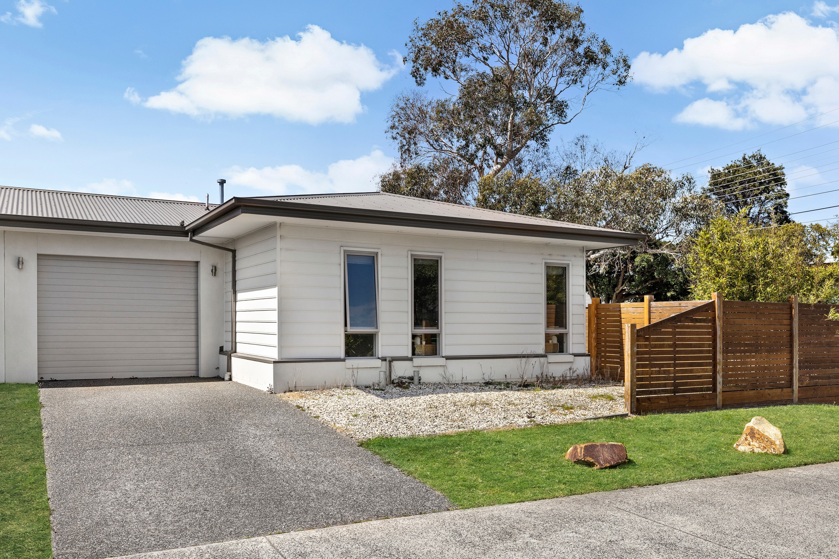2 Augusta Crescent, Frankston, VIC 3199
