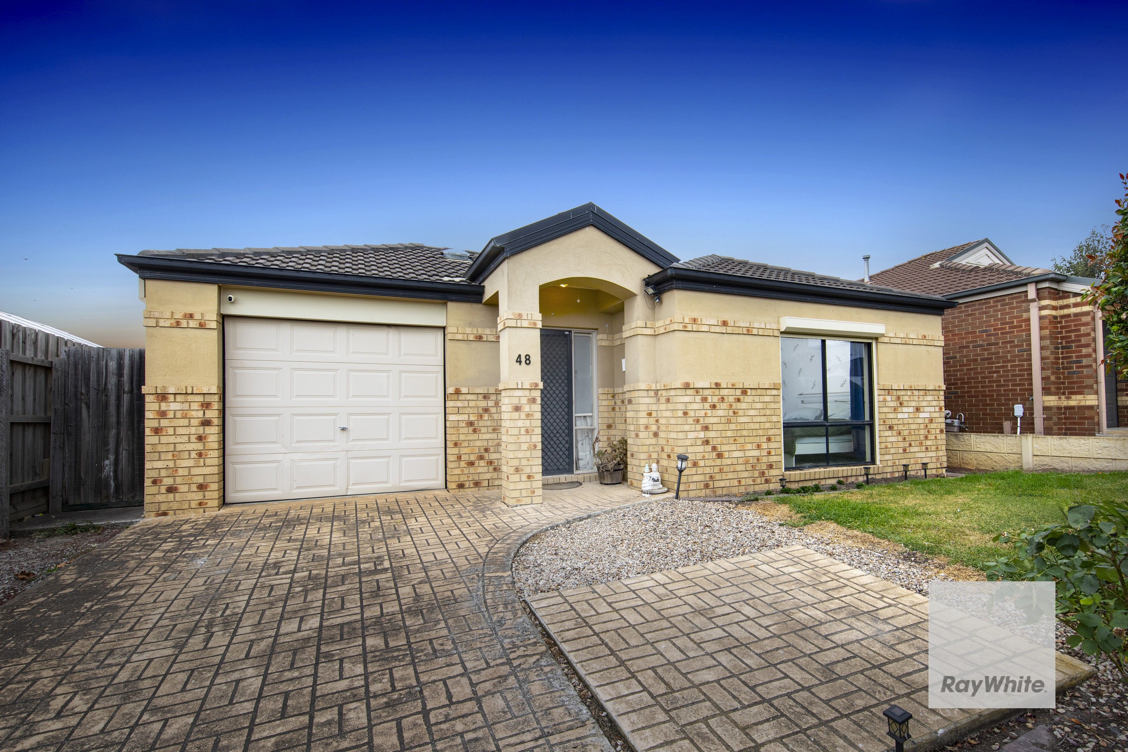 48 Mathisen Terrace, Hillside, VIC 3037 Sold House Ray White