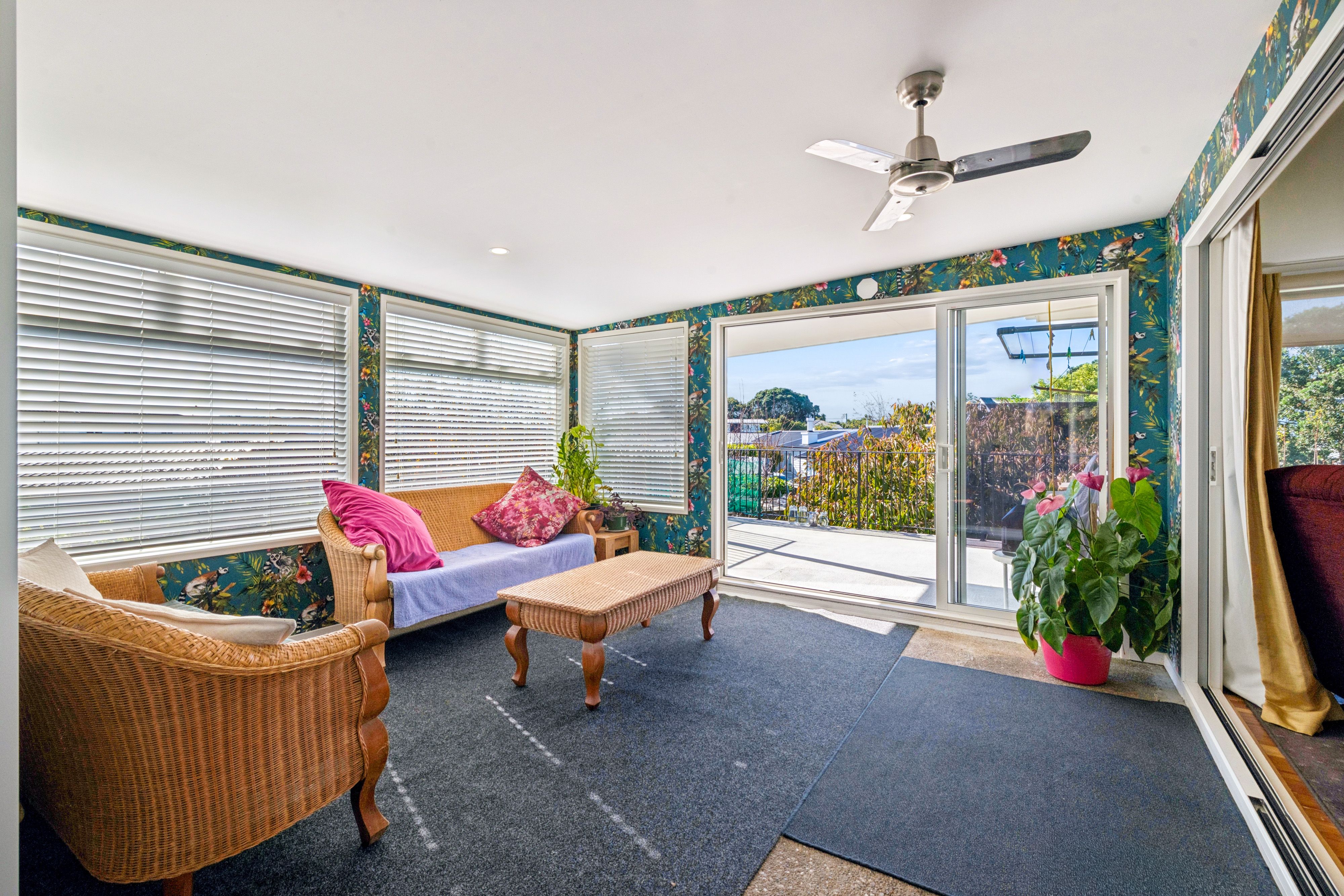 11 Sullivan Avenue, Mangere Bridge, Manukau City