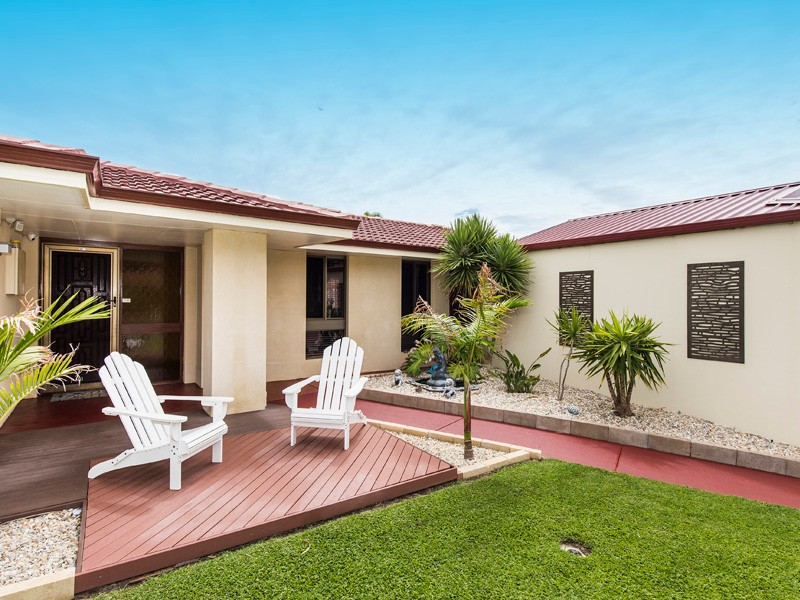 9 Bridge Mews, Waikiki, WA 6169