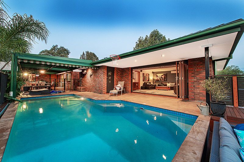 2 Palmerston Road, Lysterfield, VIC 3156