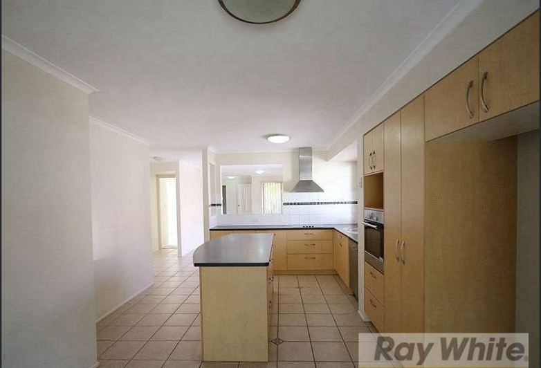 15 Macknish Crescent, Coopers Plains, QLD 4108