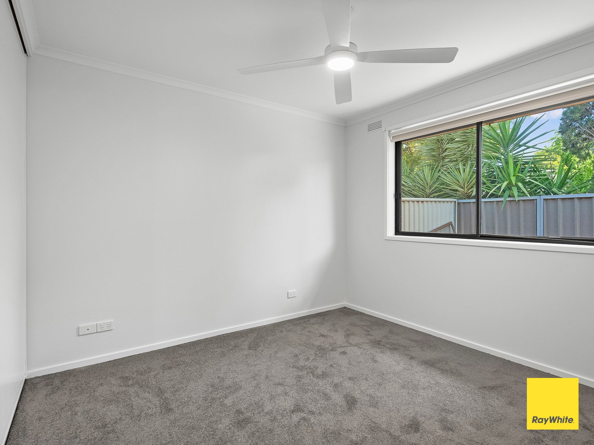2/3 Violet Street — photo 8 of 16