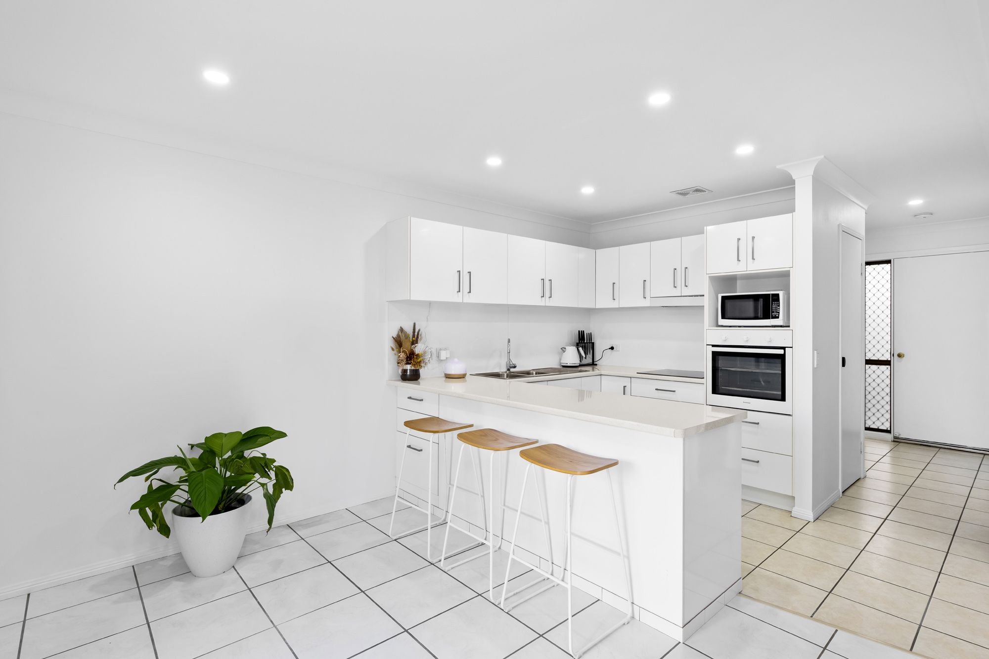 8/9 Maroochy Waters Drive, Maroochydore, QLD 4558