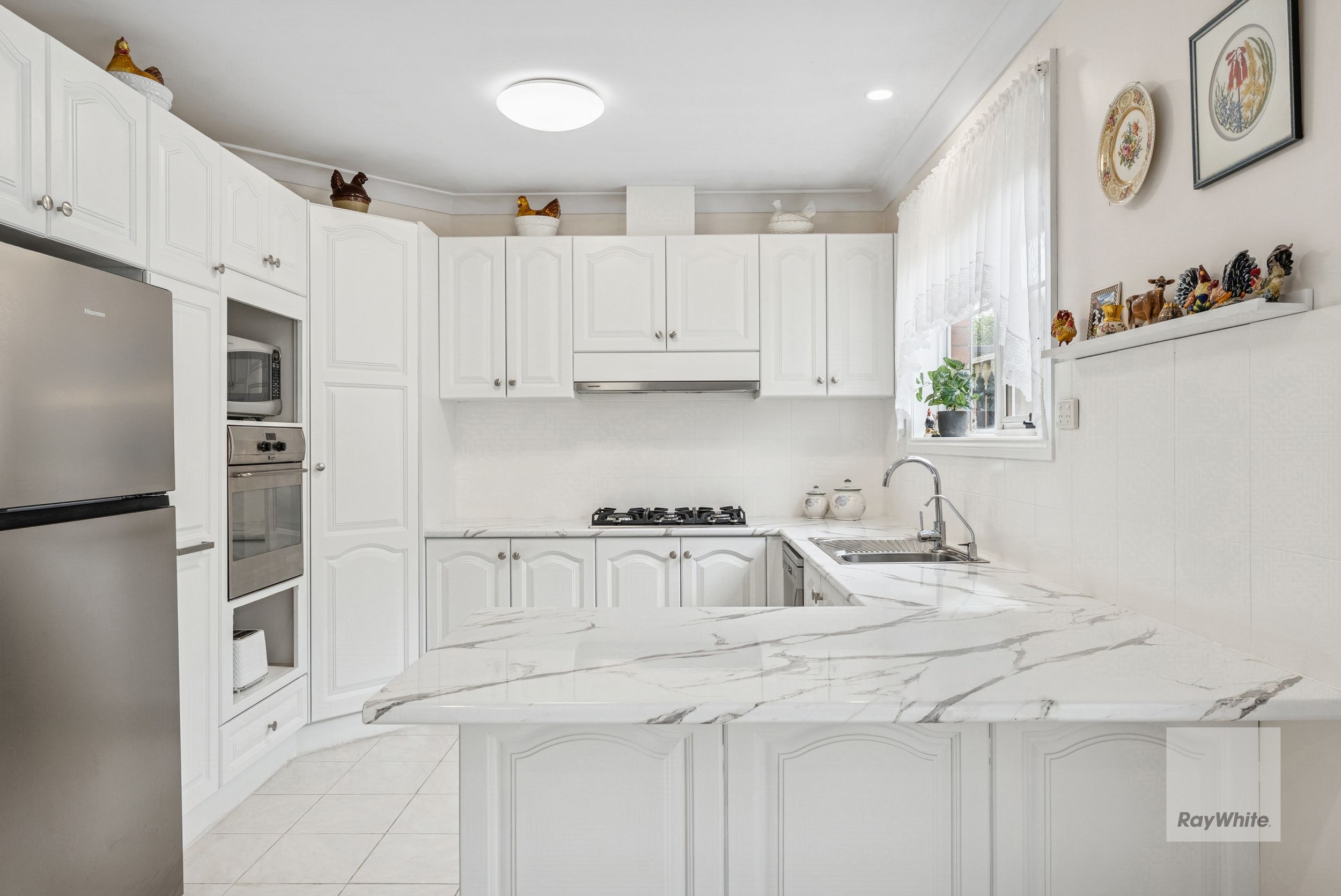 15 Hawkesbury Avenue, Hillside, VIC 3037