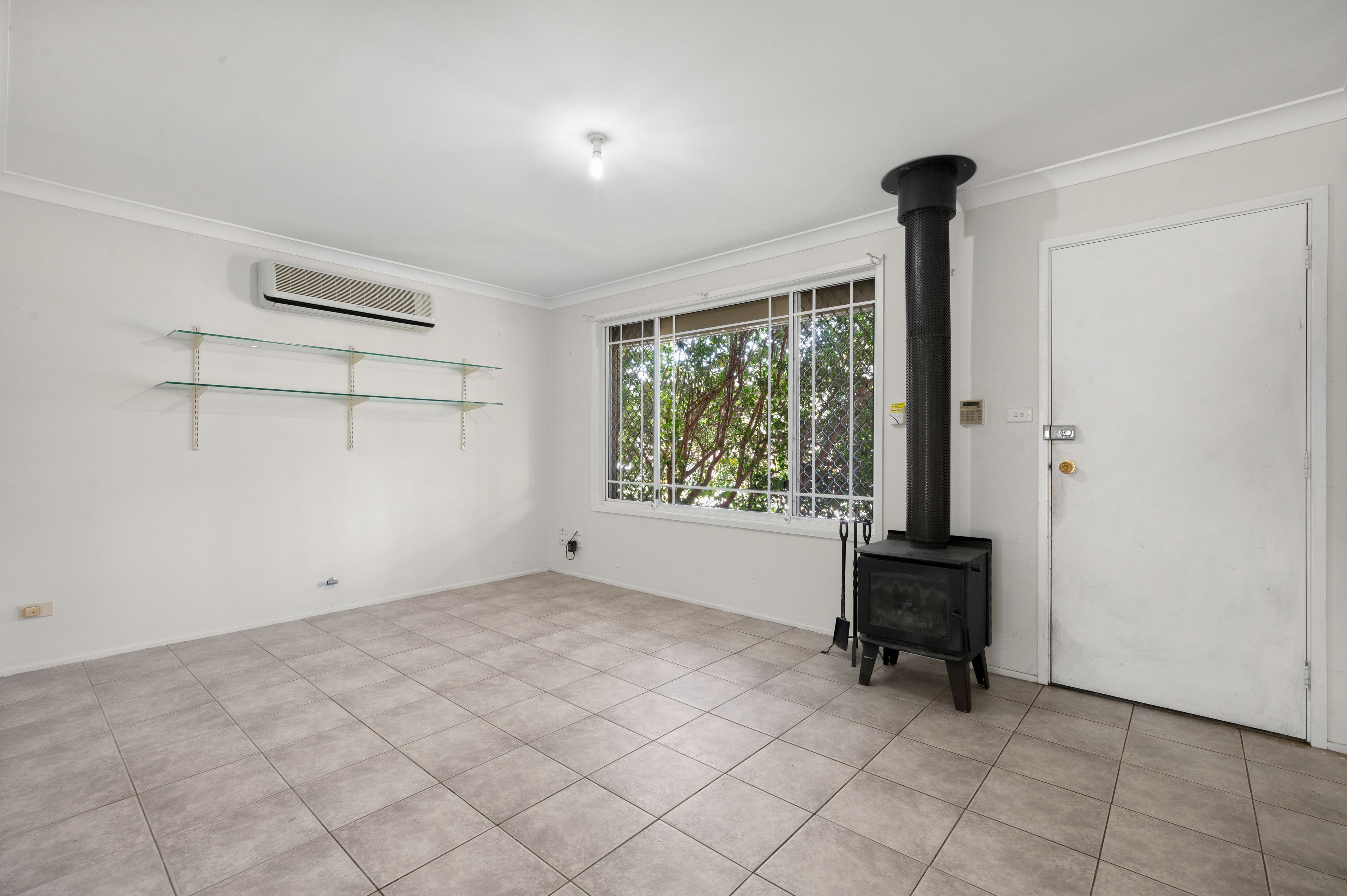 36 Jersey Parade, Minto, NSW 2566