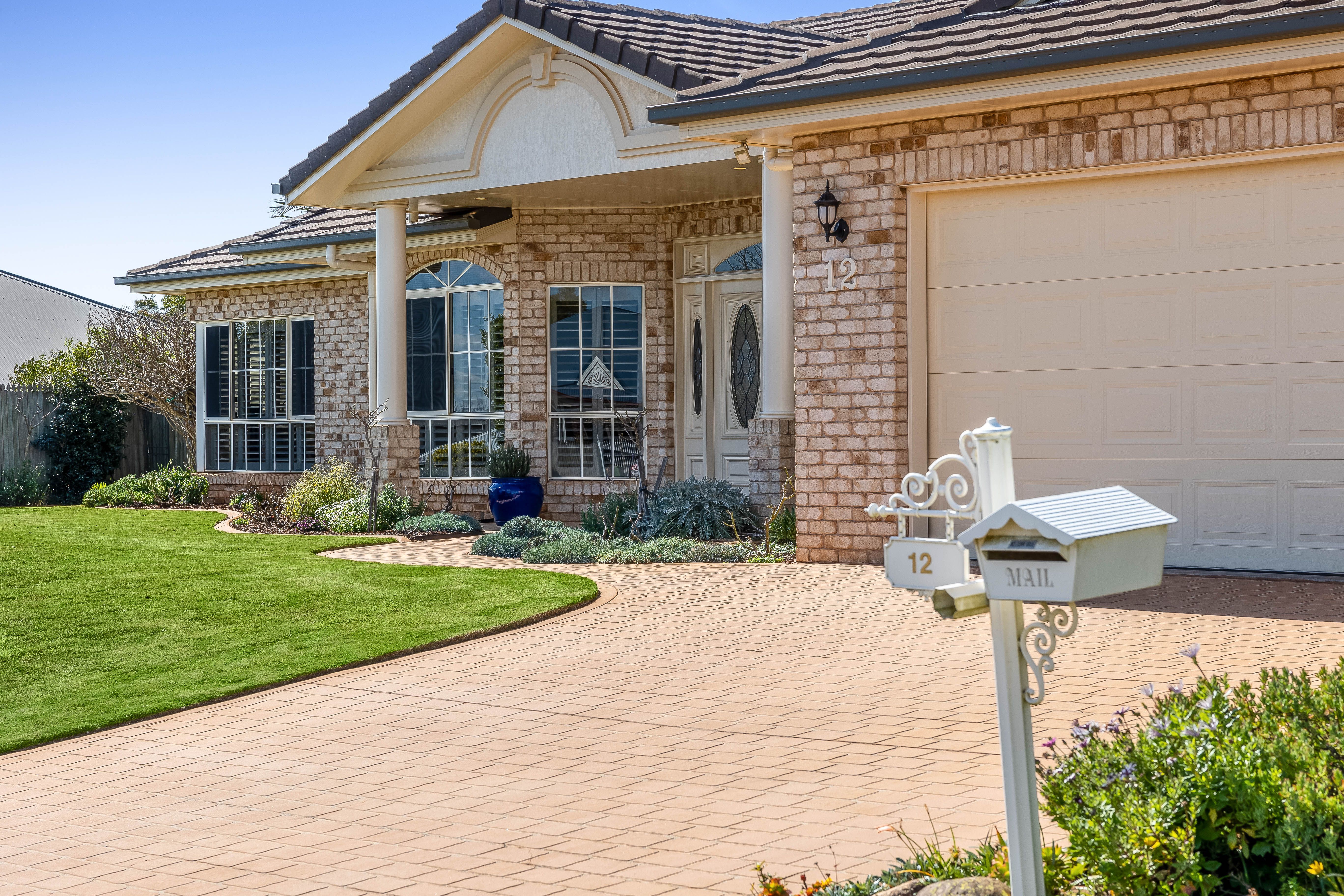 12 Collingwood Close, Middle Ridge, QLD 4350