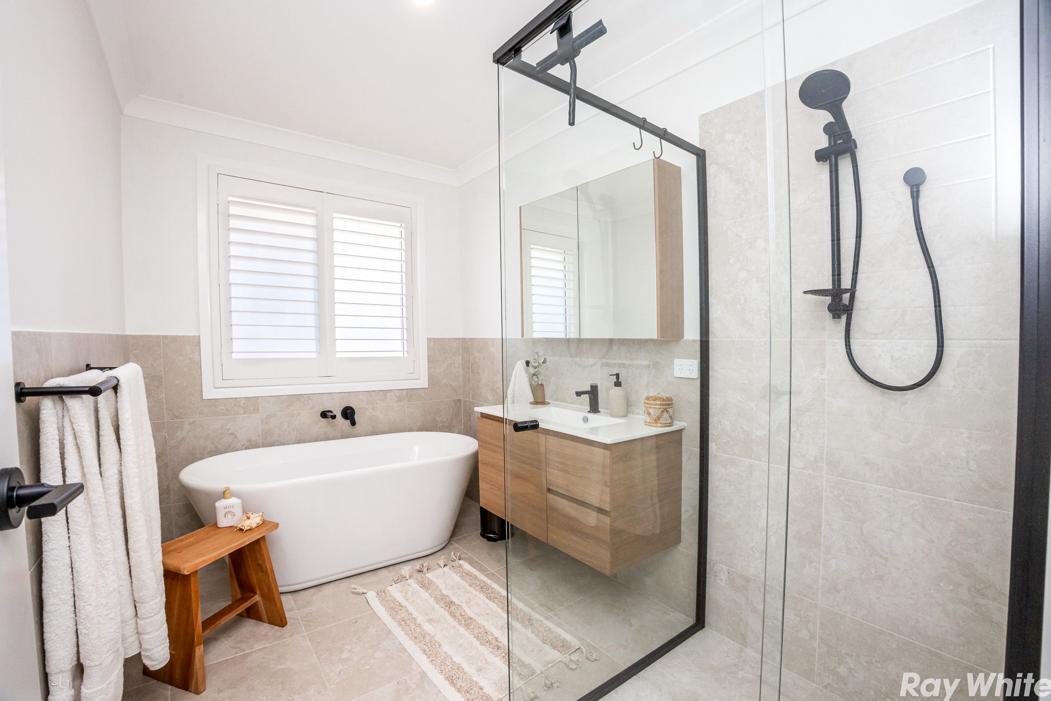 71 Kentia Drive — photo 12 of 17