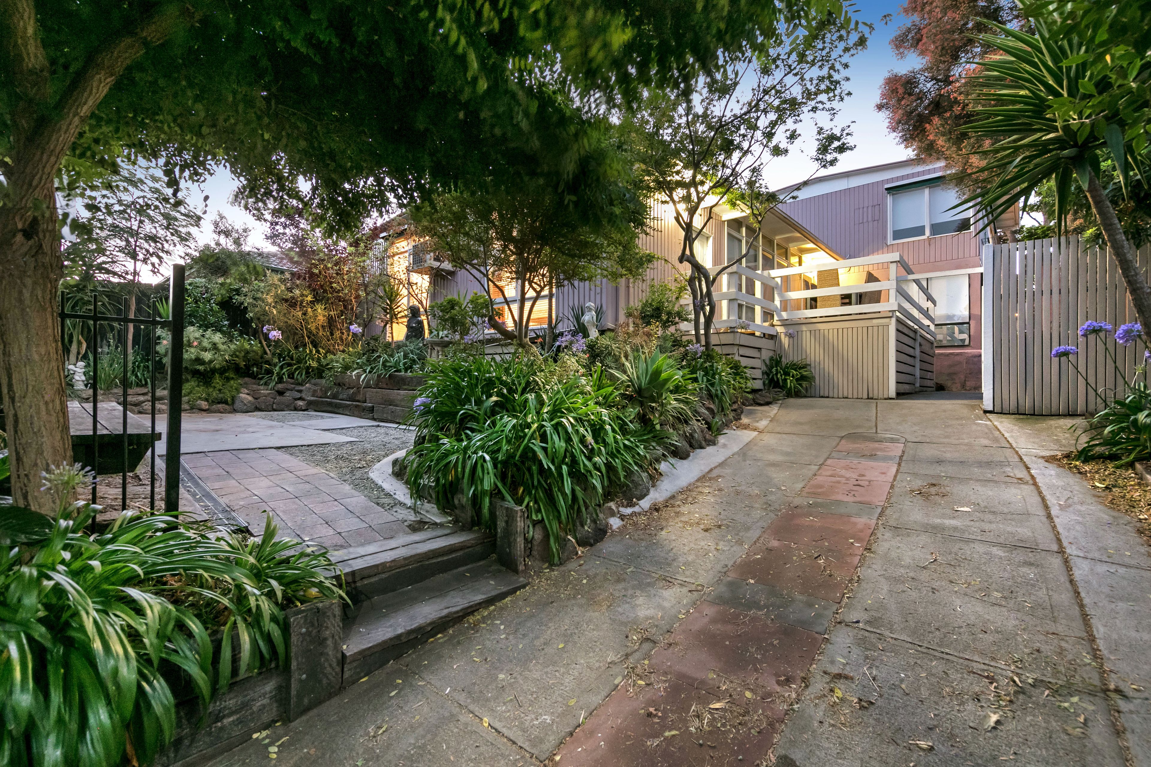 11 Daly Street, Frankston VIC 3199