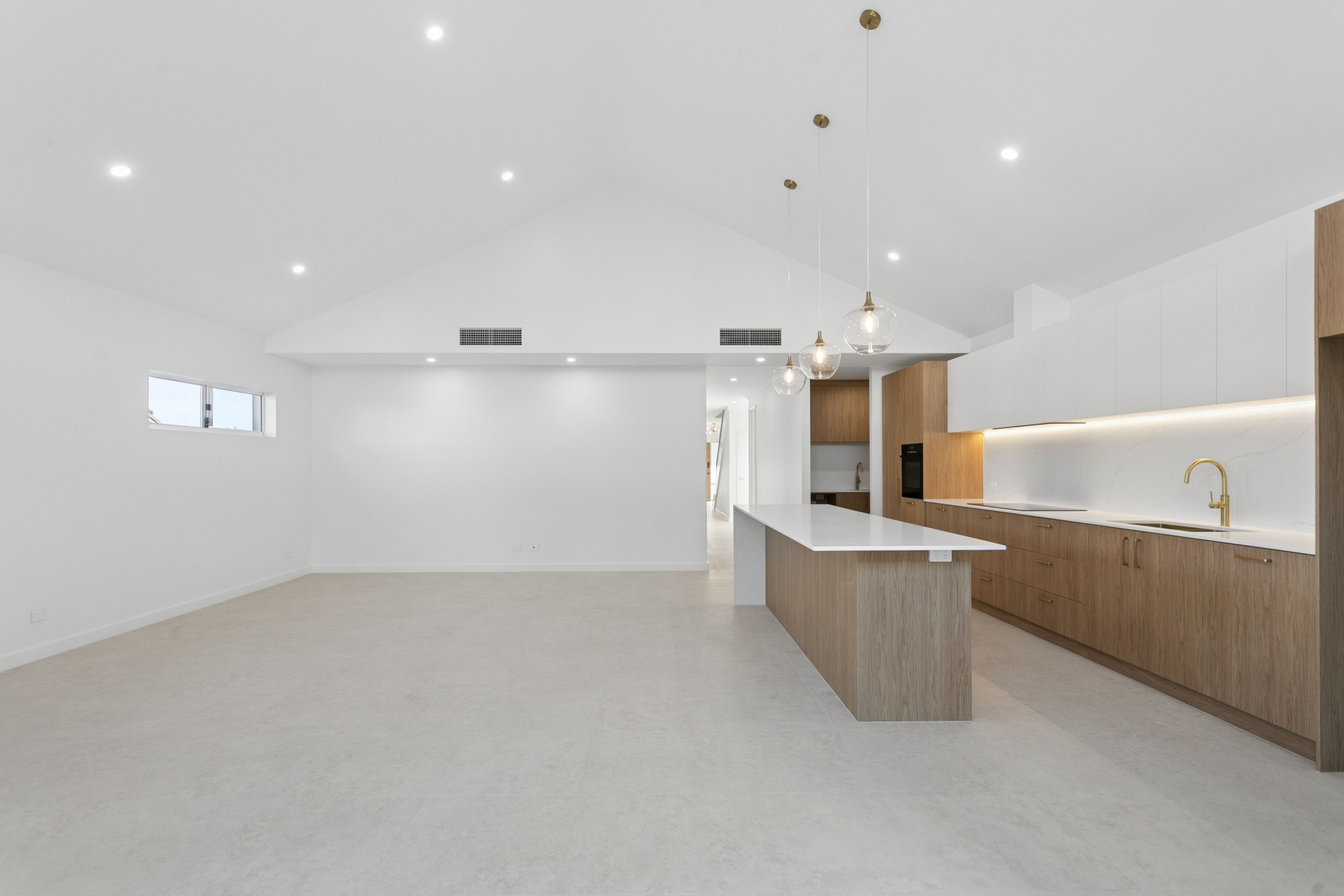 16B Strathyre Drive — photo 7 of 30