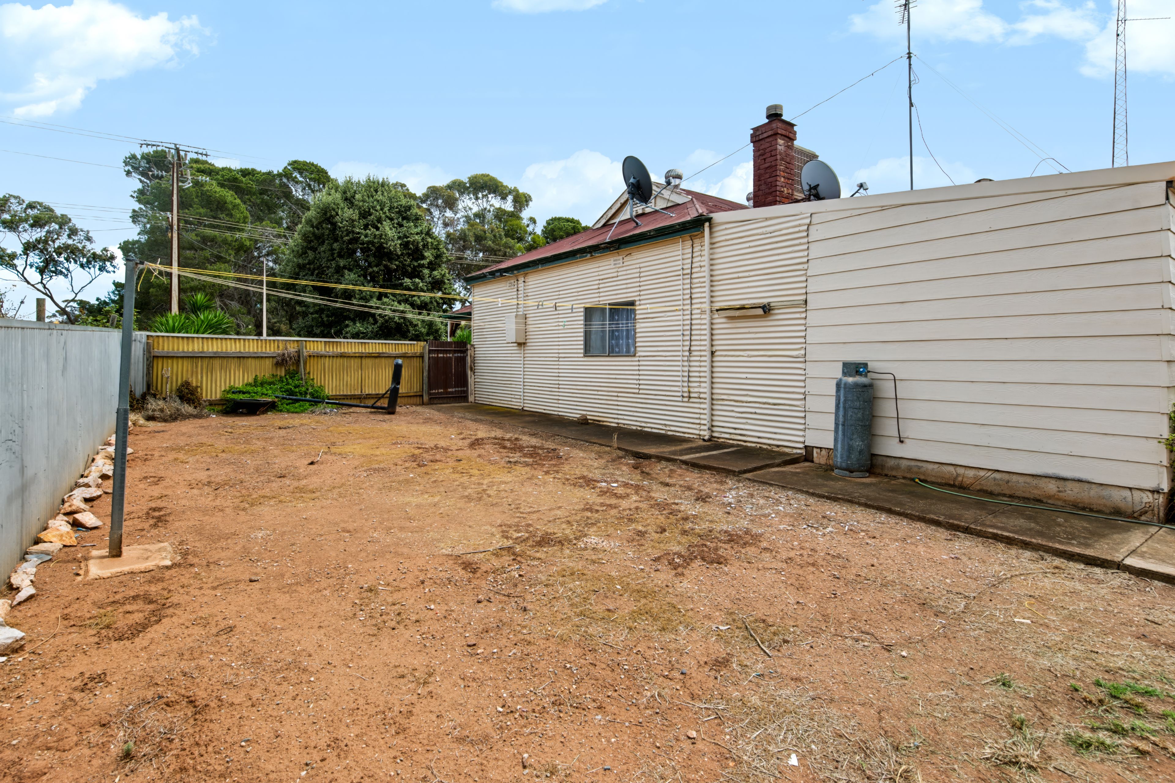 24 Ellis Street — photo 11 of 30