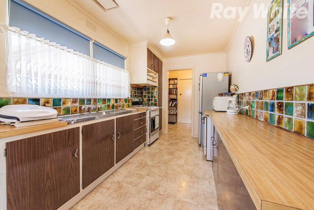 4 James Road, Ferntree Gully, VIC 3156