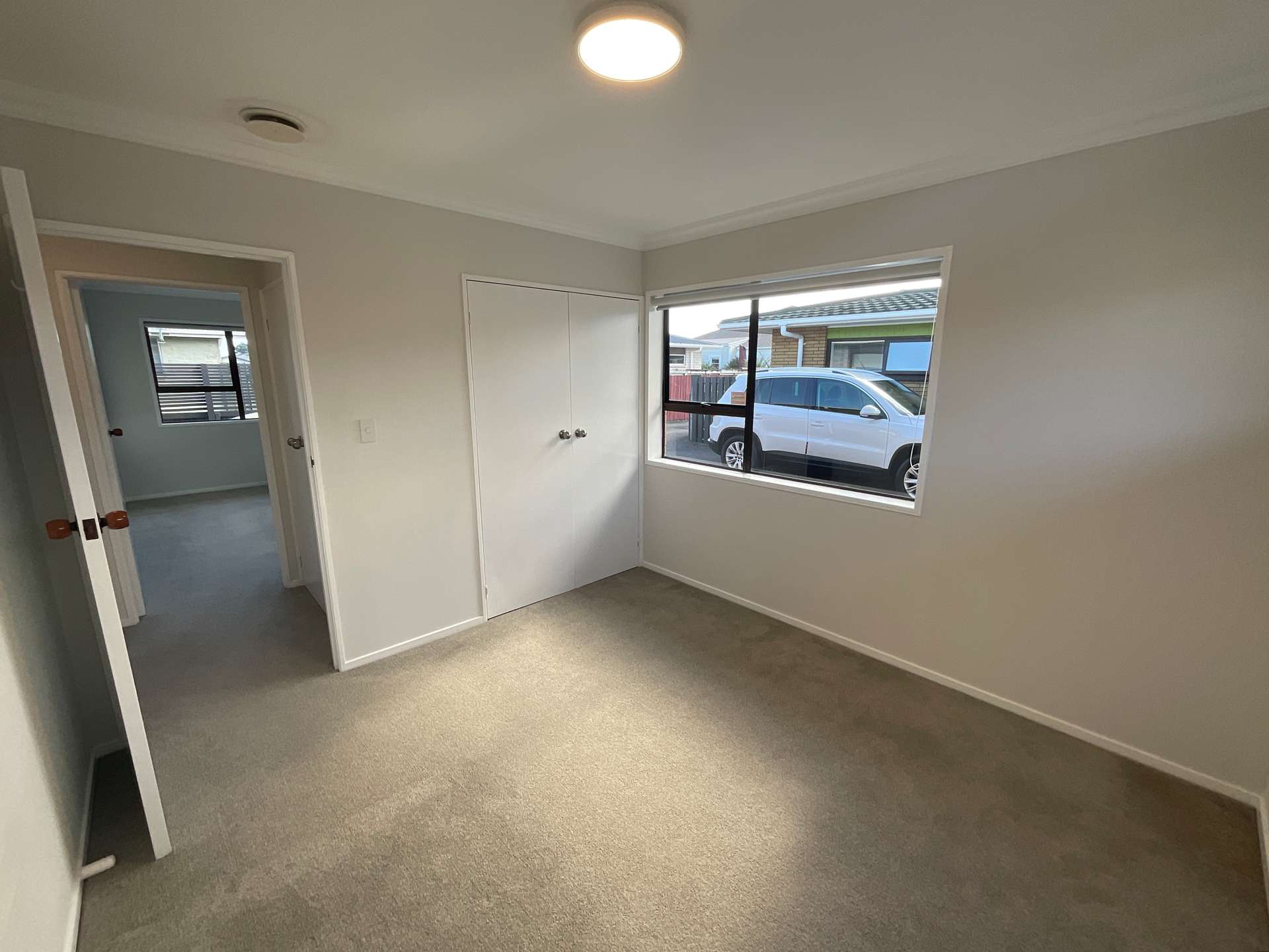 4/6 Holsworthy Road photo 8