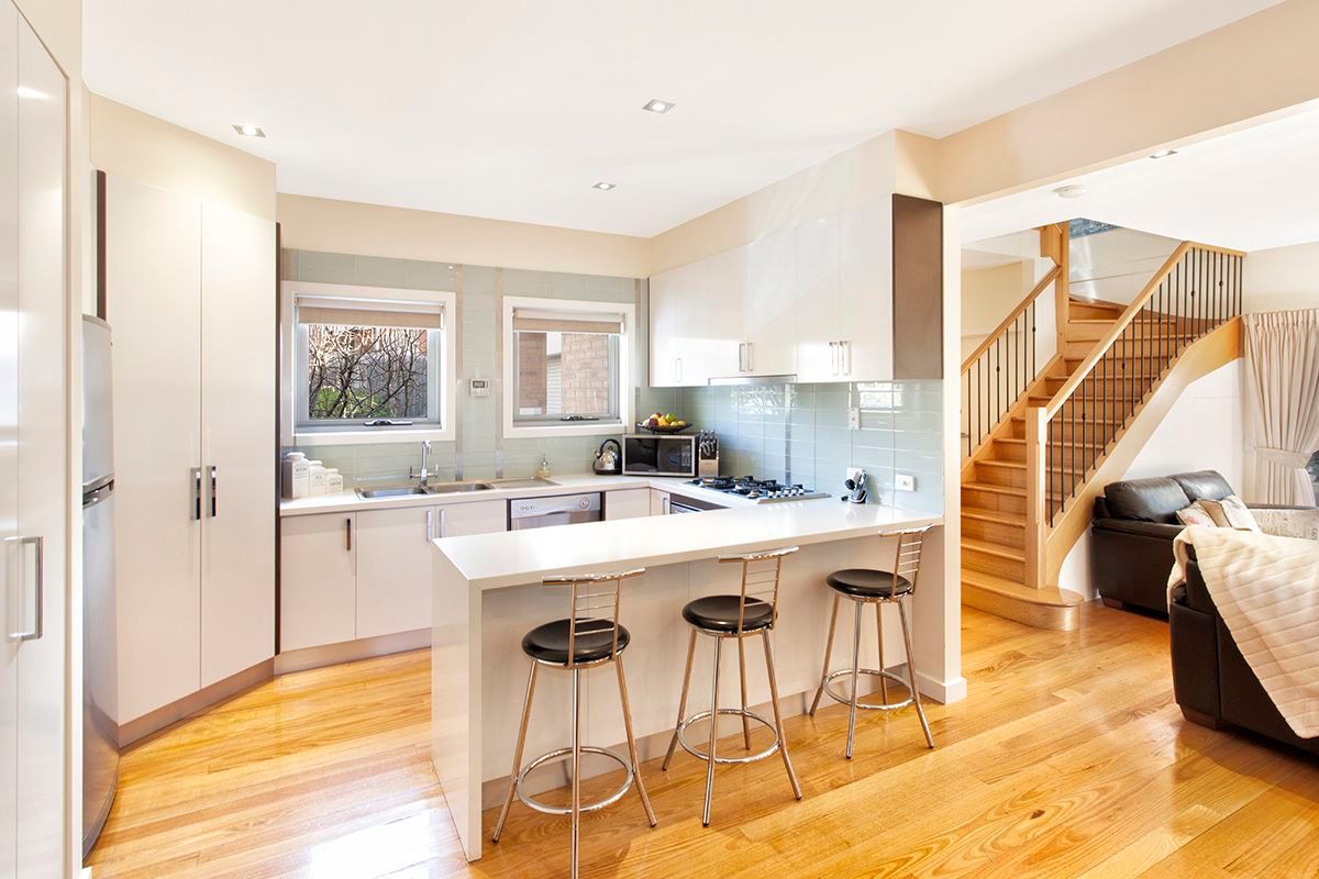 2/64 Prince Charles Street, Clayton, VIC 3168