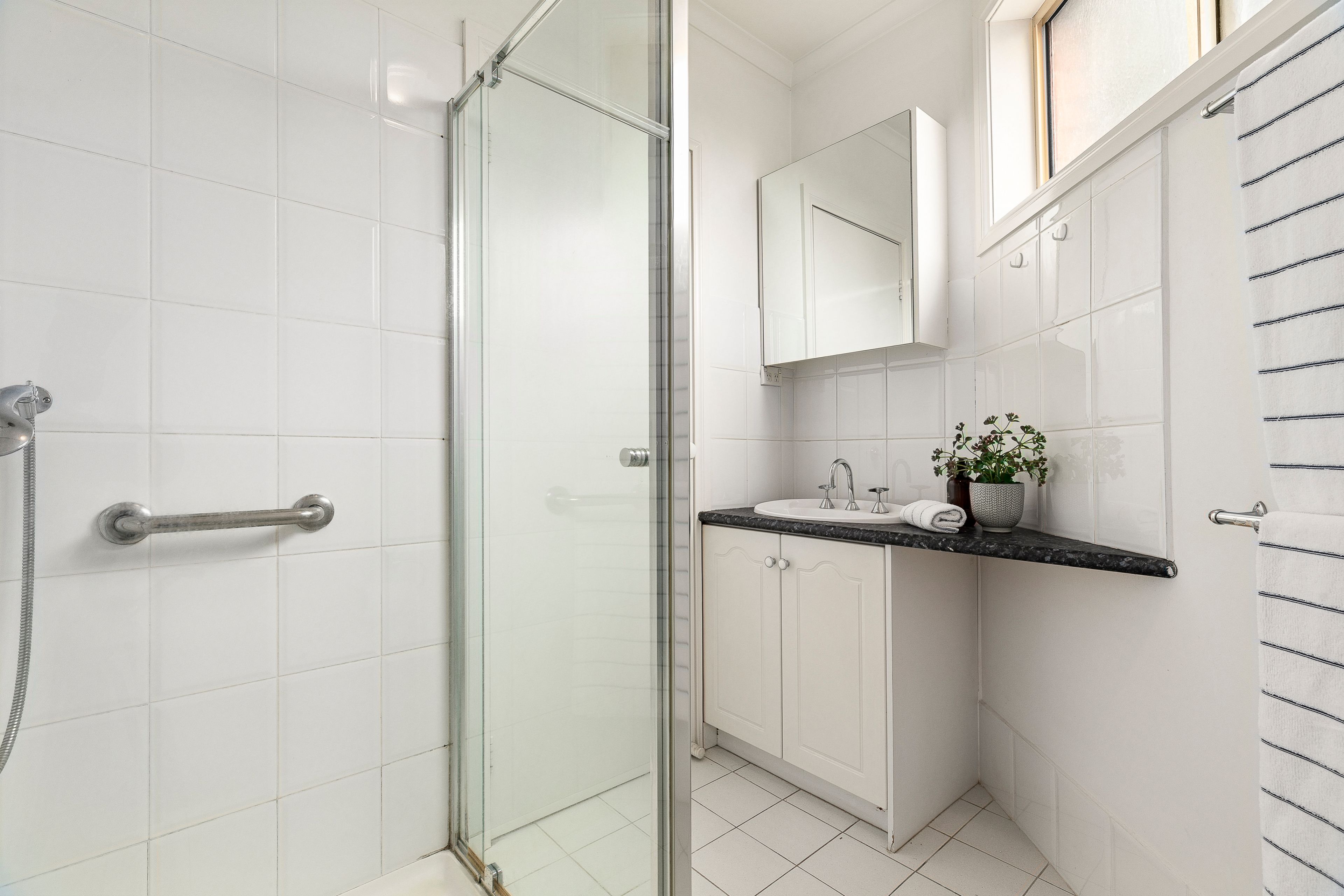 1/8 Carrum Street — photo 9 of 10