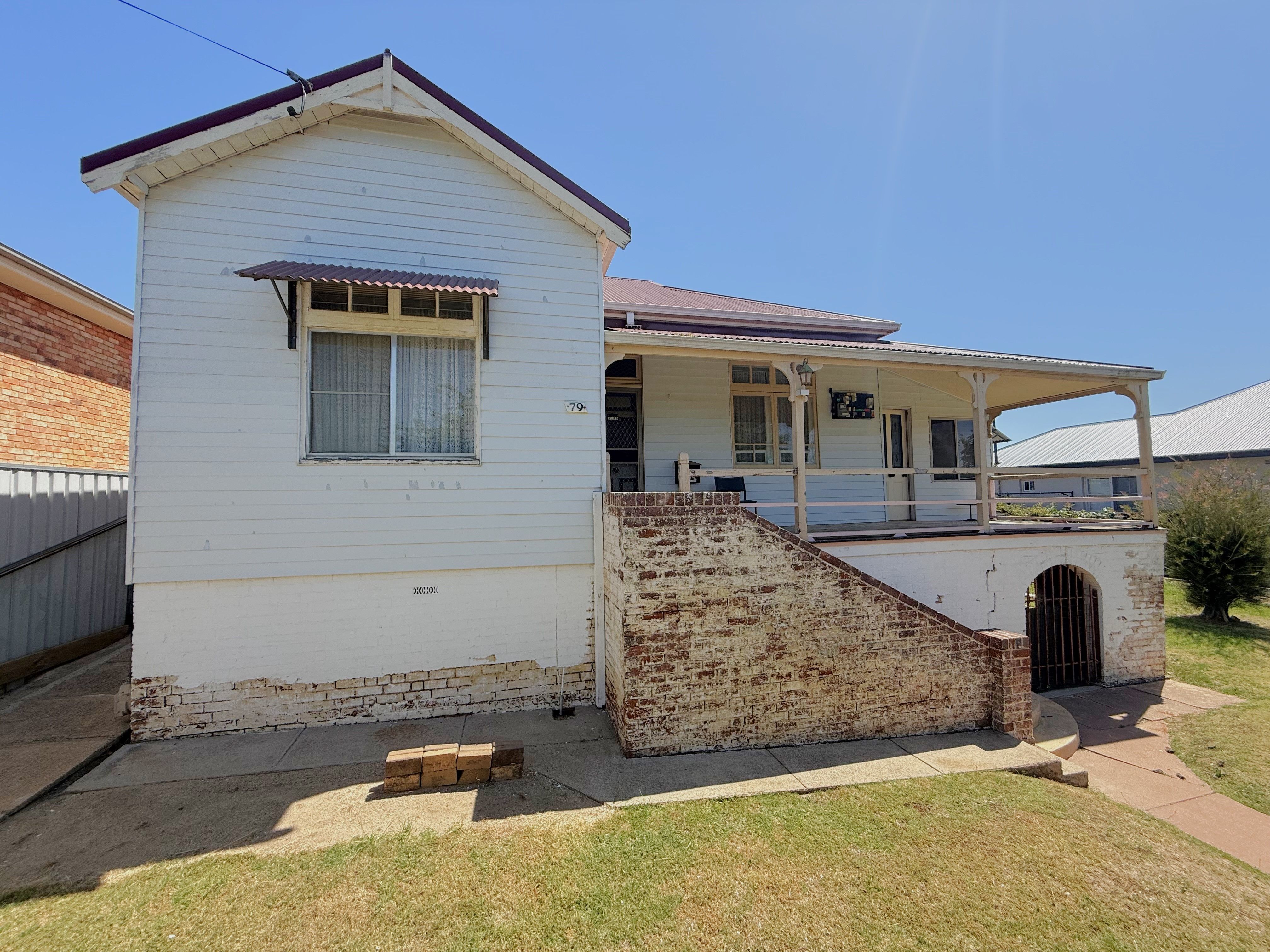 79 Brock Street, Young, NSW 2594