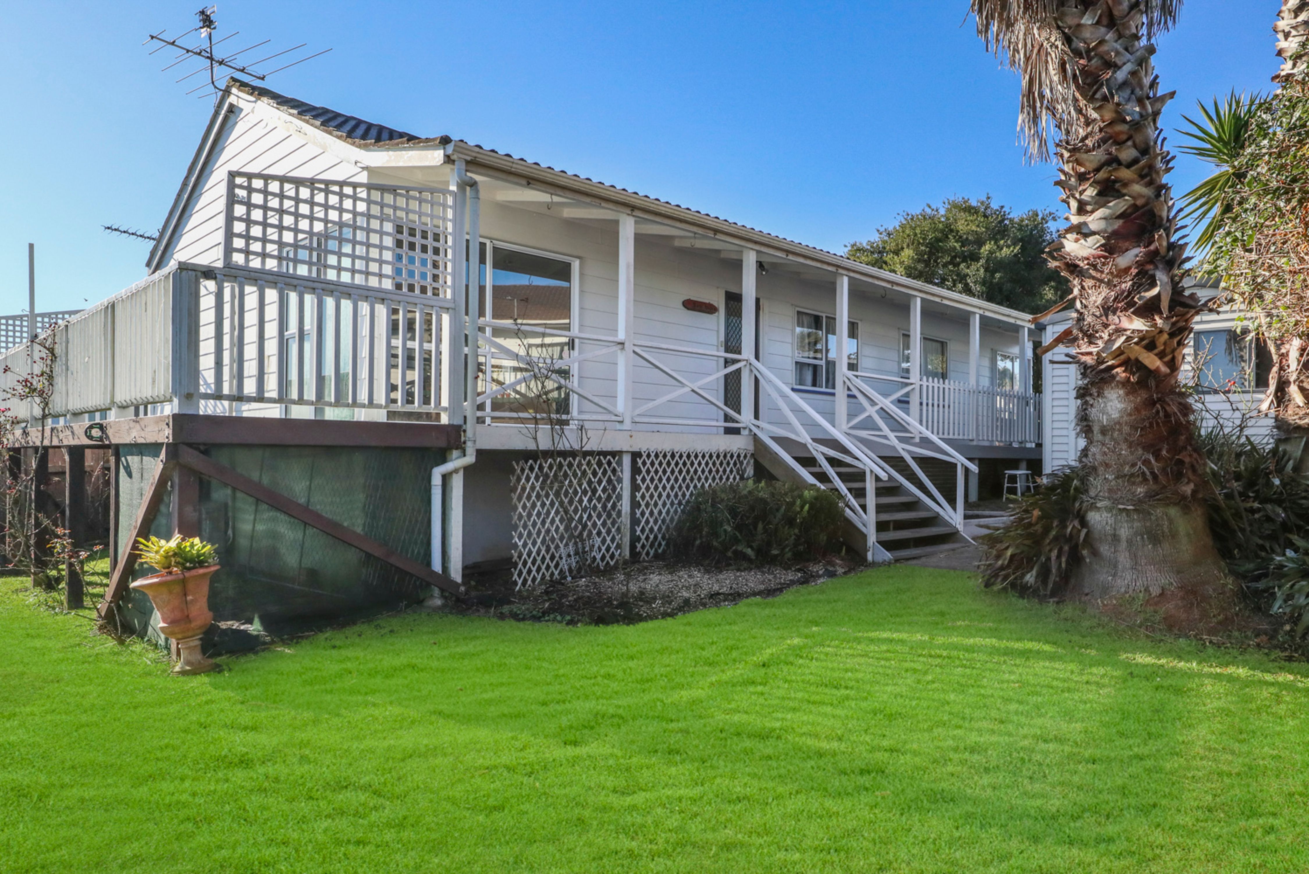 20 Rukumoana Place, Clendon Park, Manukau City