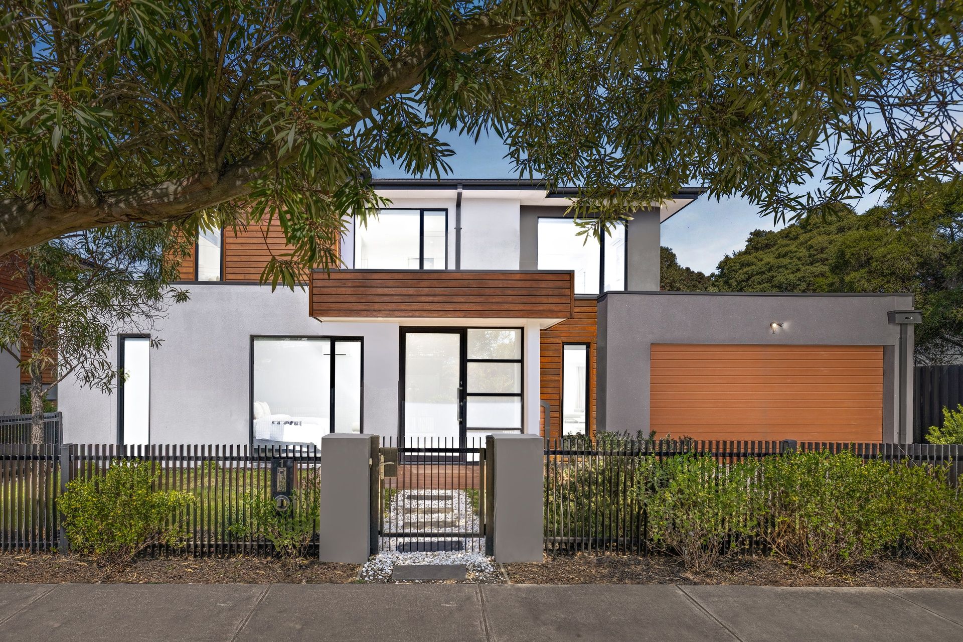 1/8 Alice Street — photo 2 of 22