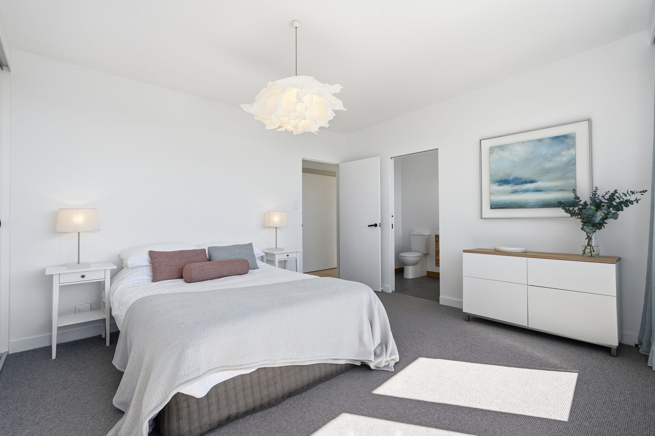 2 Reynolds Court — photo 10 of 27