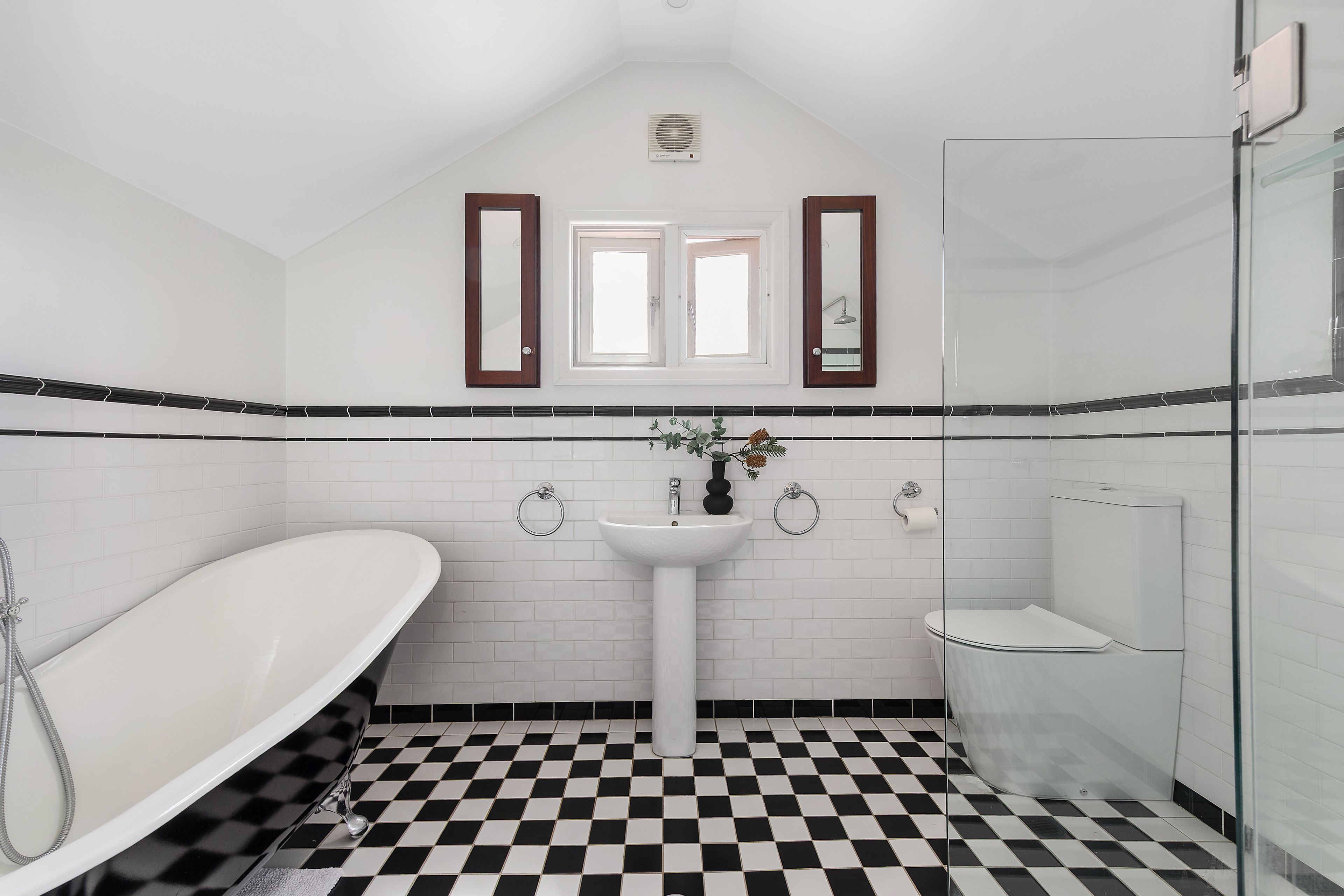 9 Dowel Street — photo 7 of 17