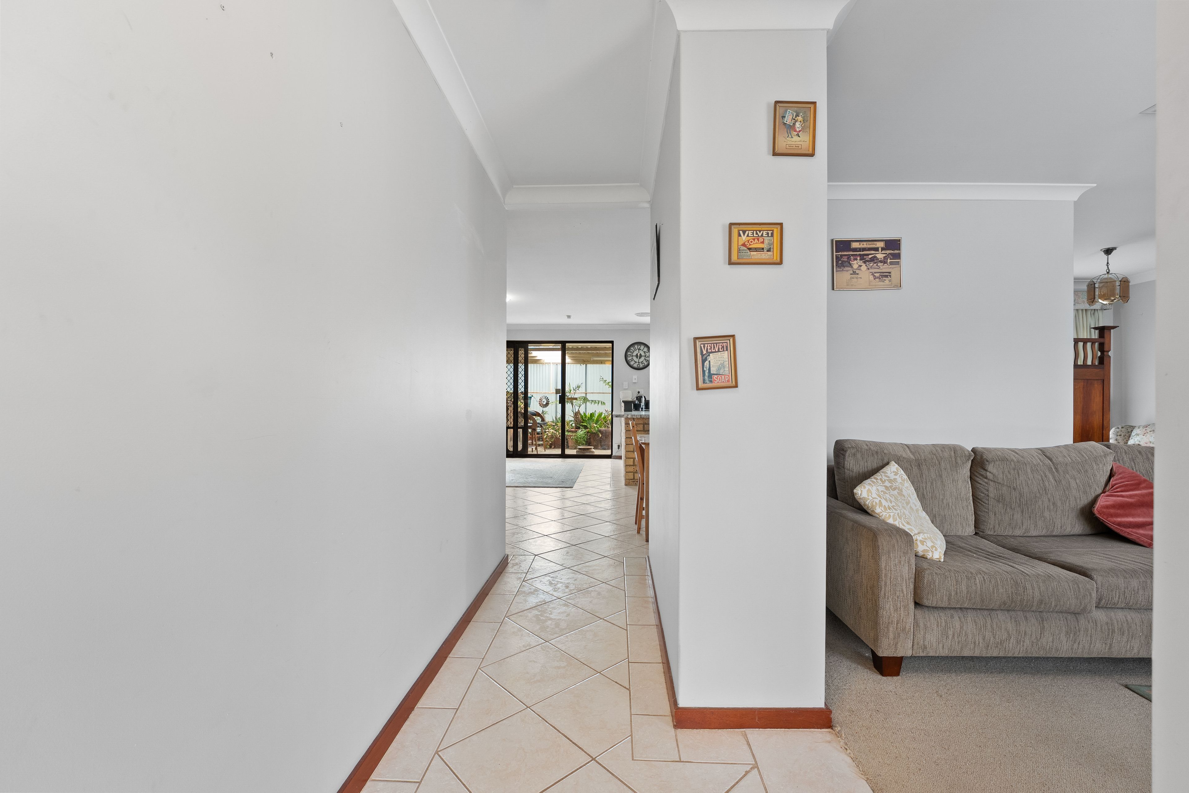 11 Trinity Court — photo 4 of 30