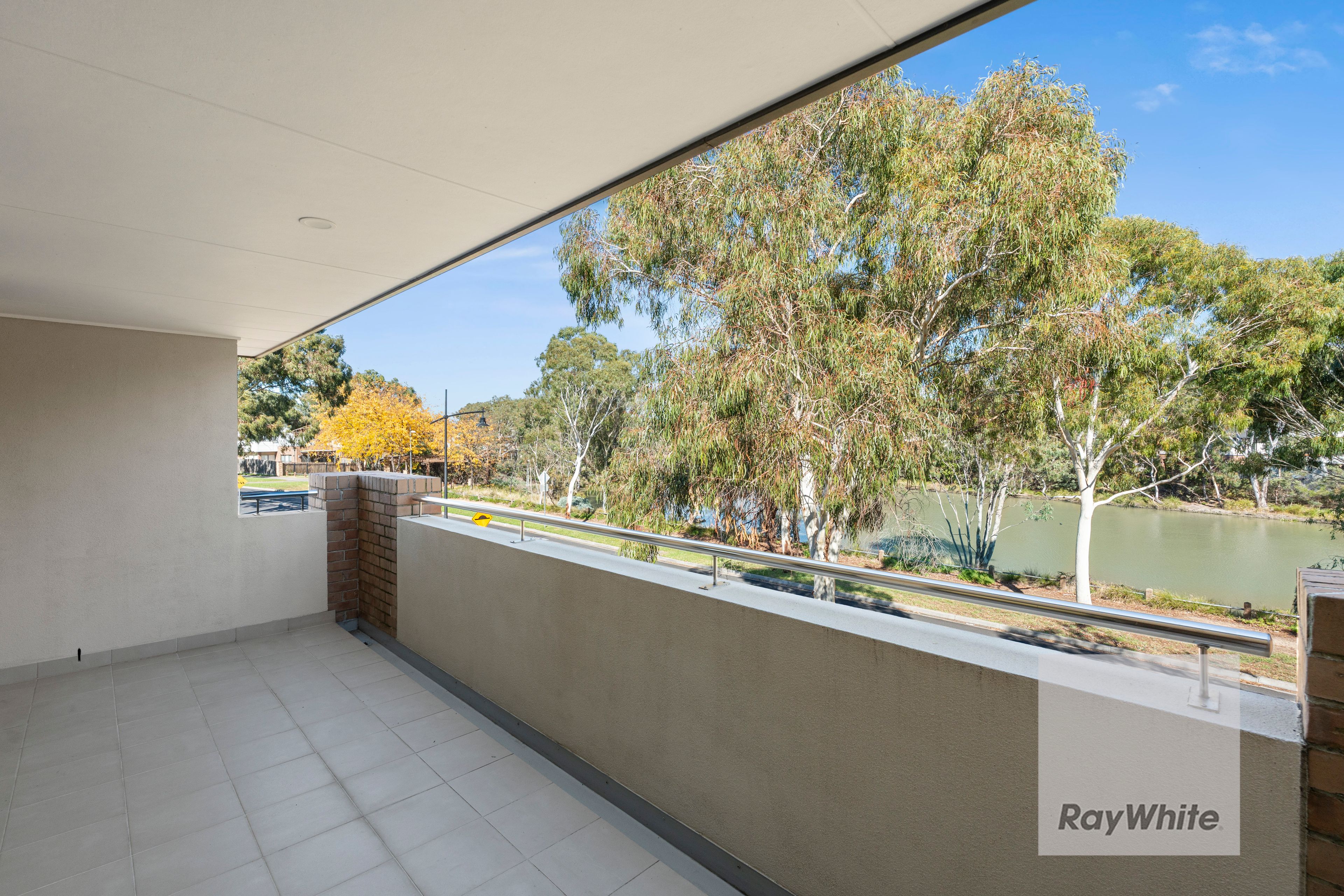 16 Waterview Drive — photo 13 of 20