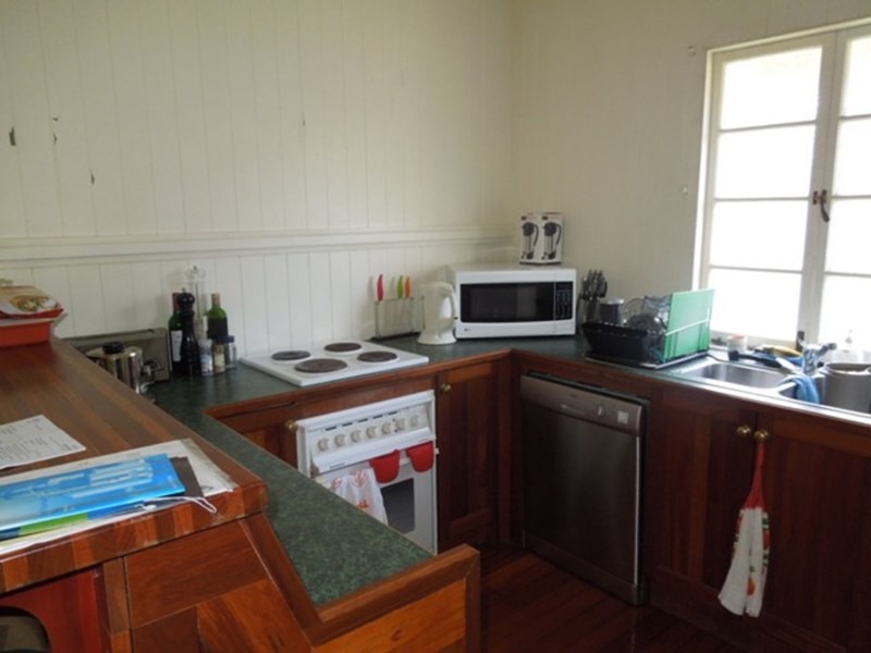 48 Rakeevan Road, Graceville, QLD 4075