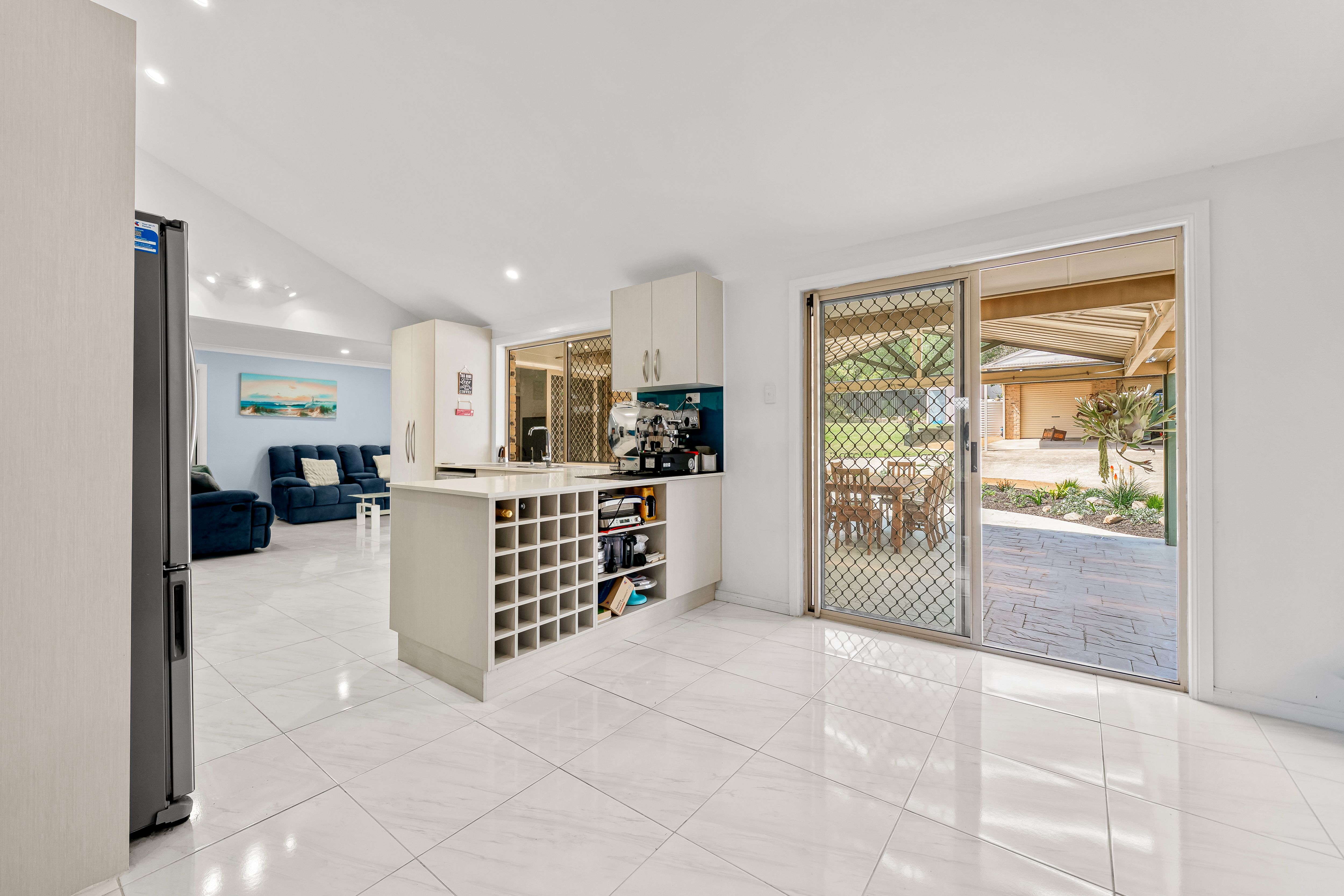 356 Chatswood Road — photo 8 of 22