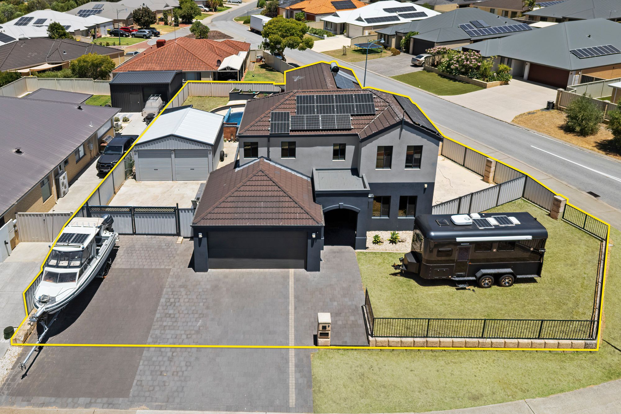 9 Lord Hobart Drive, Madora Bay, WA 6210