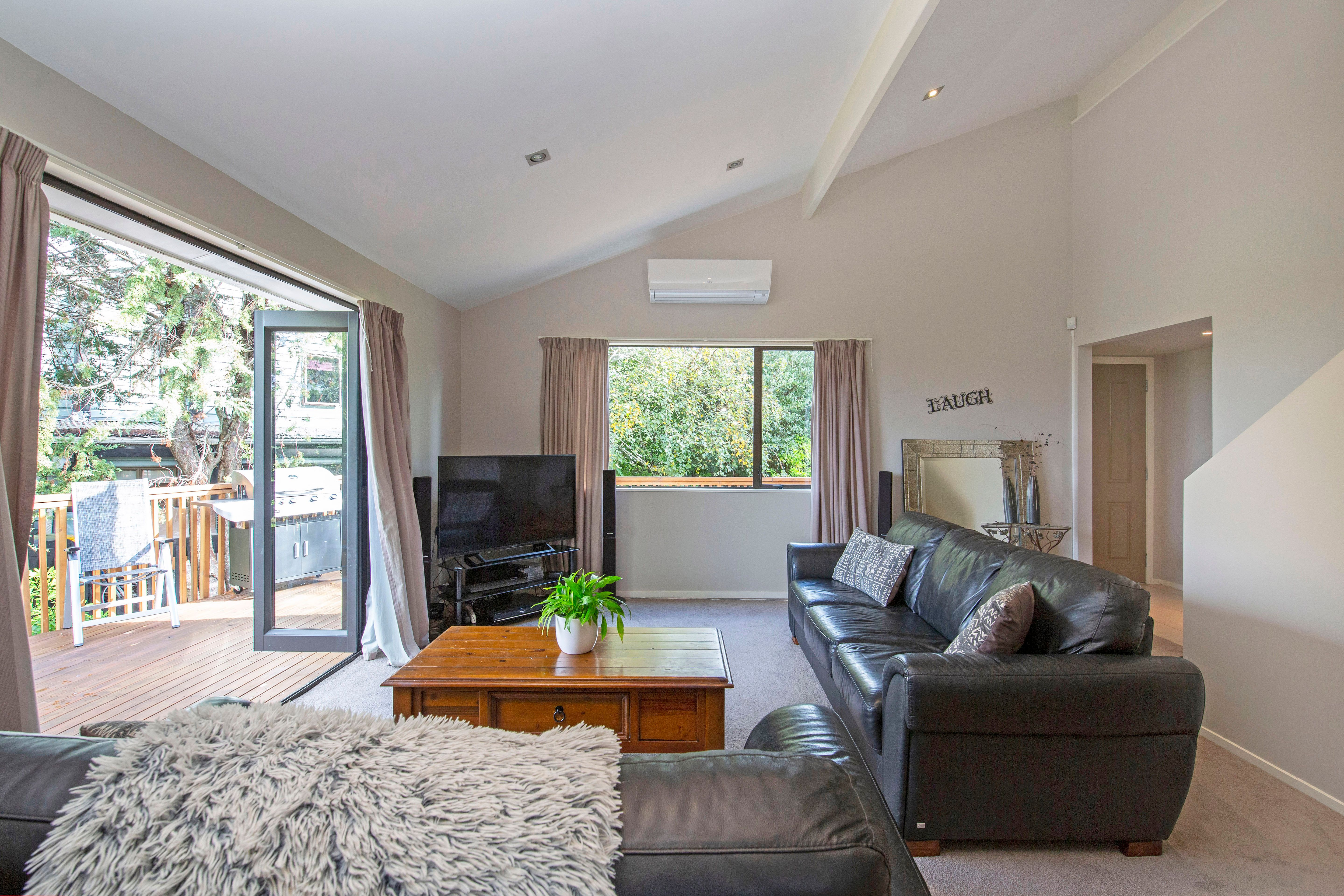 2 Riverhills Avenue, Pakuranga, Manukau City